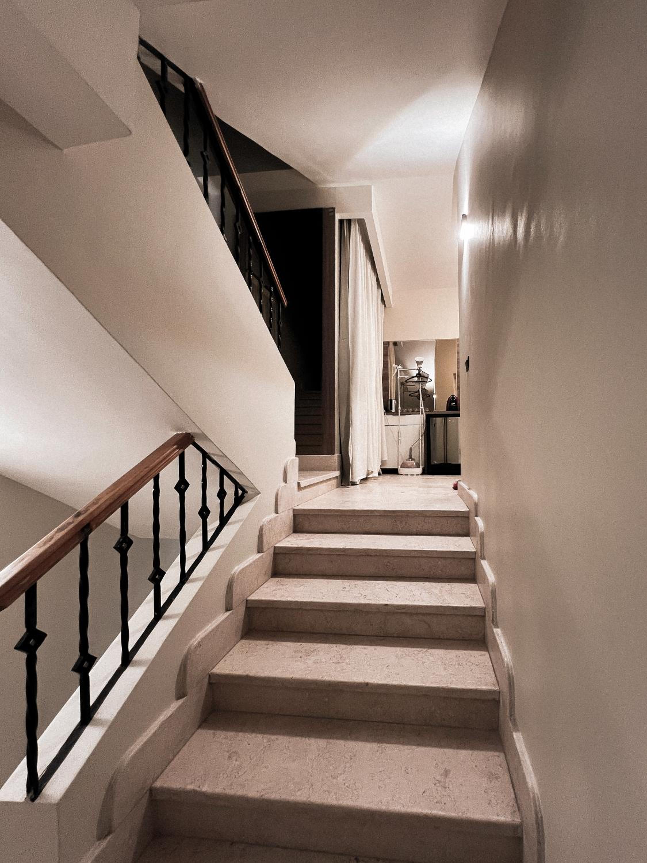 GS 18 Villa view 5