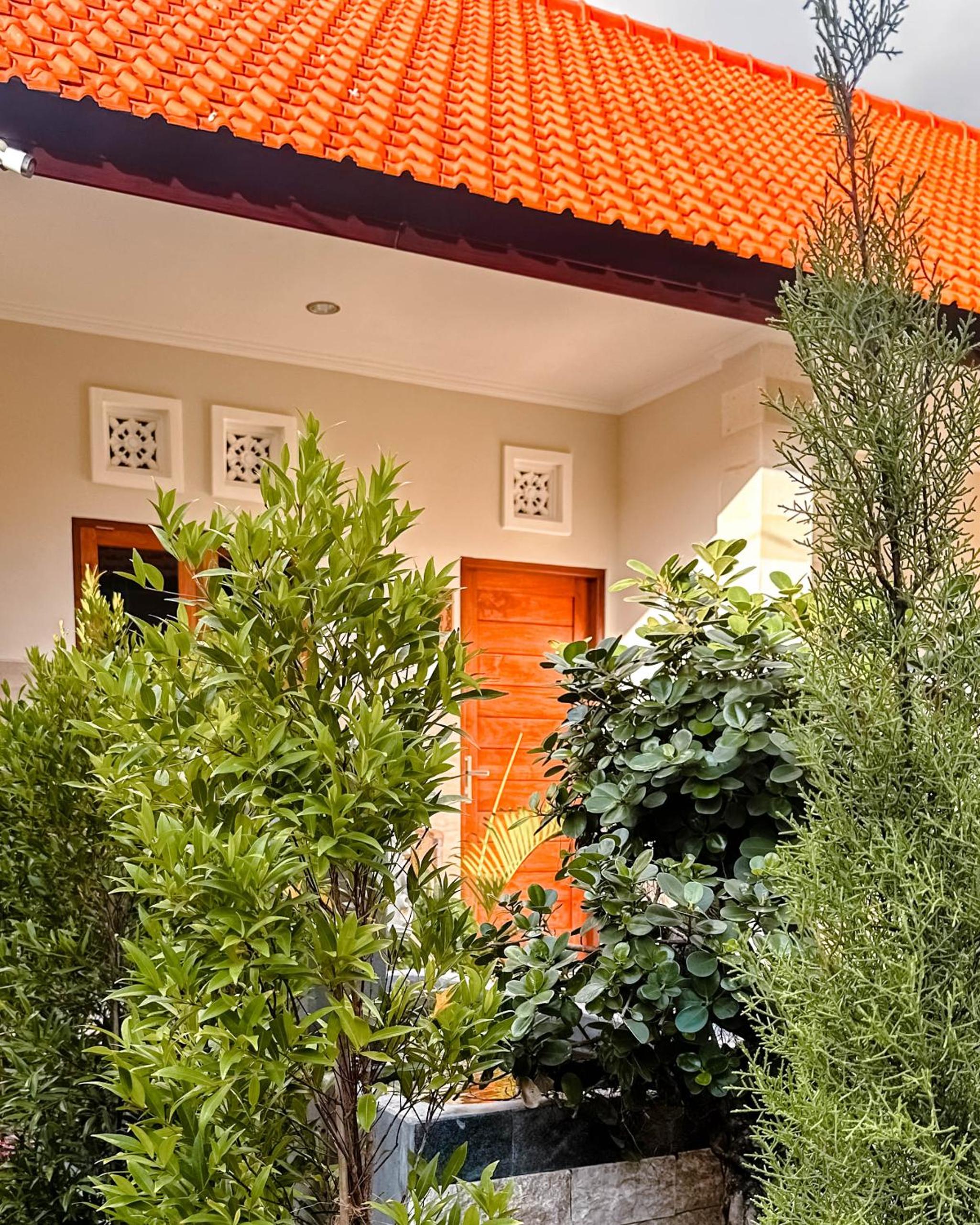 Adhi Homestay