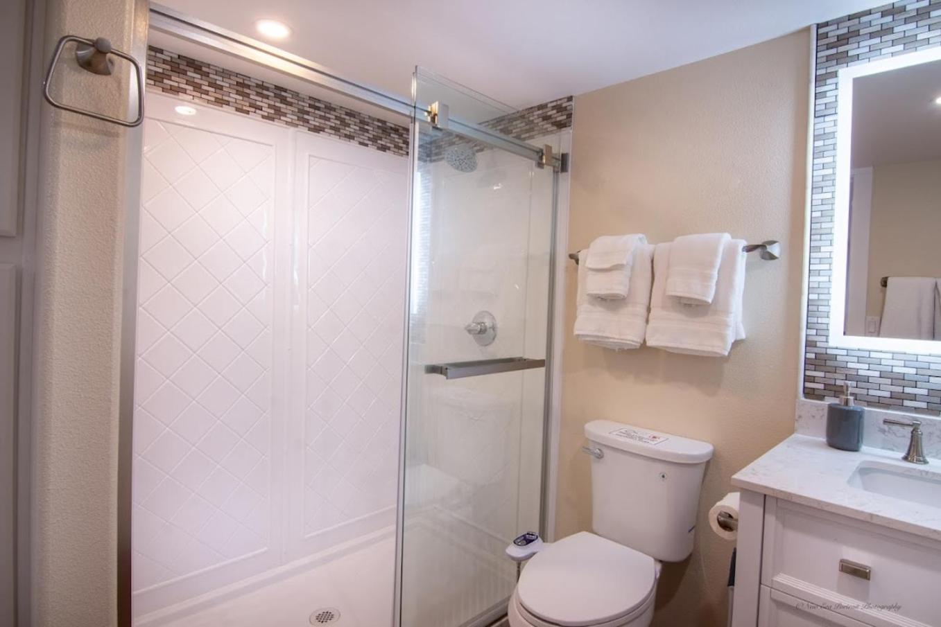 Beautiful Basement Level W Private Back Patio view 3