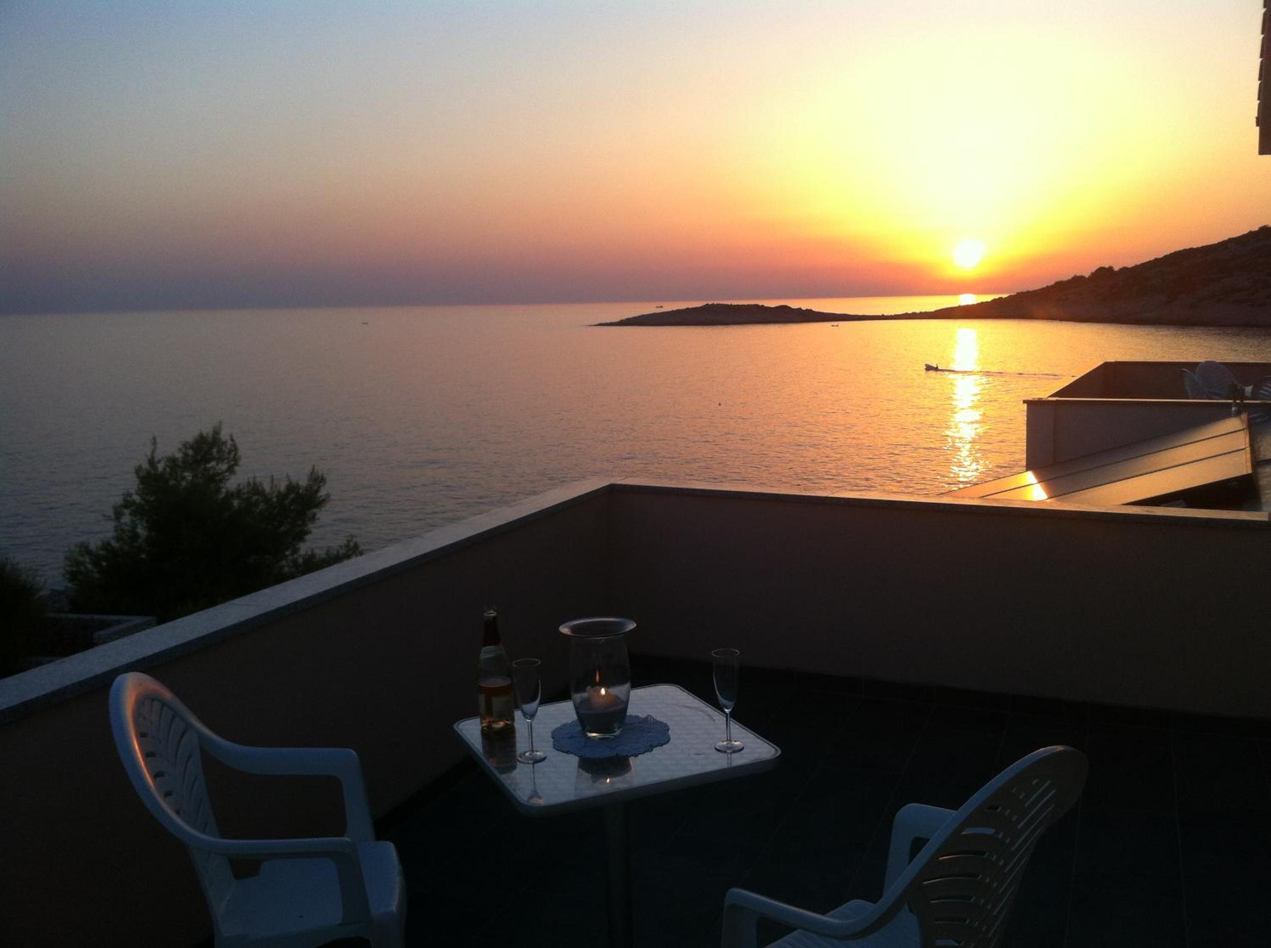 Direkt am Meer-Apartments Puntaplanka view 4