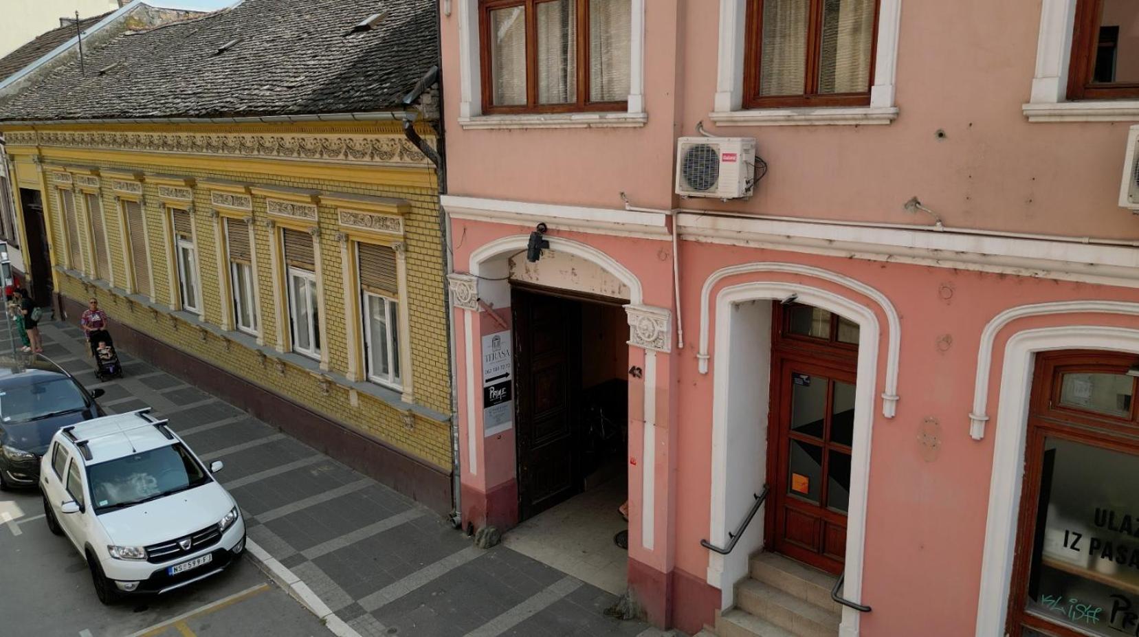 Photo 23