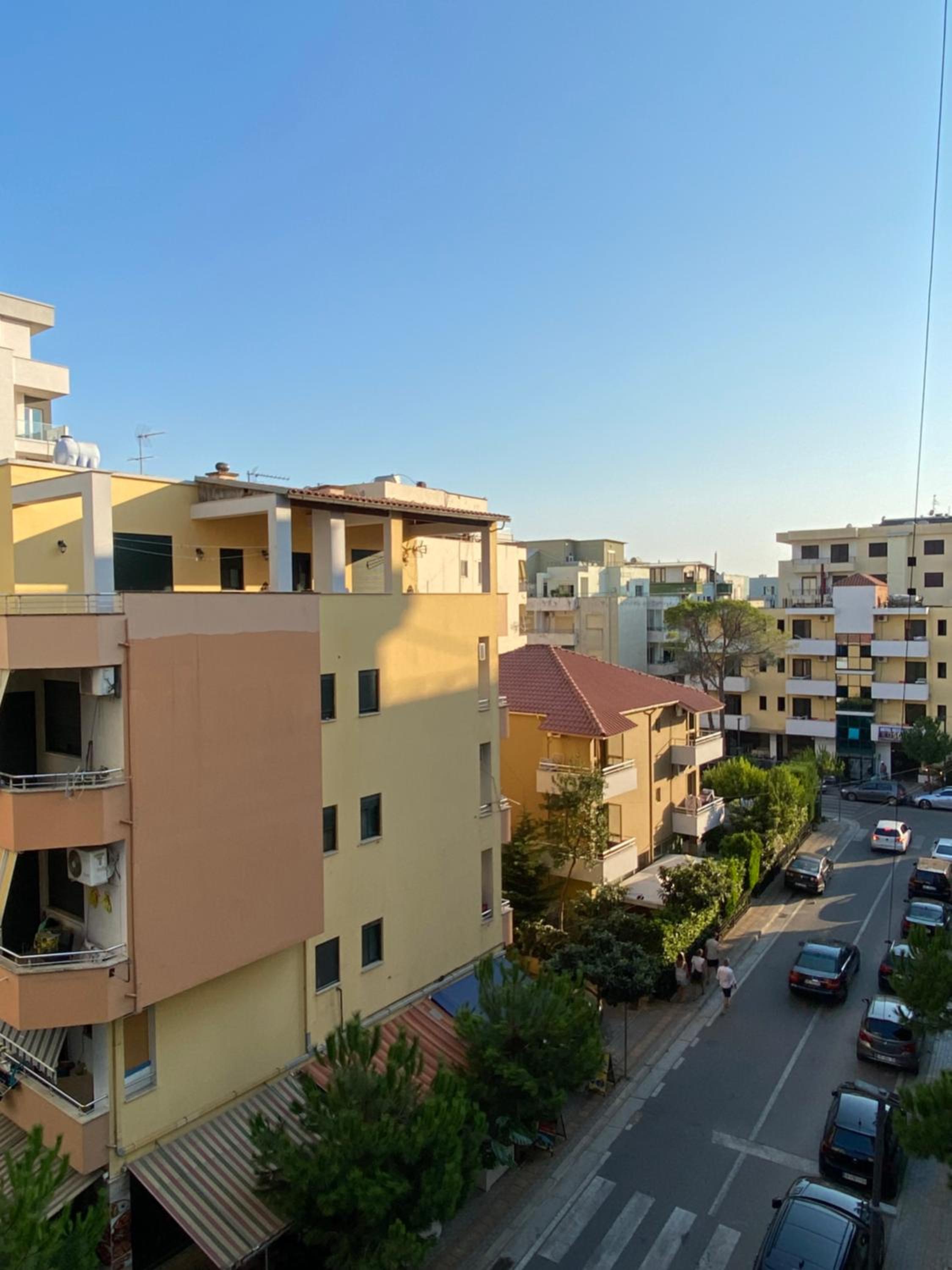 Besi Apartments