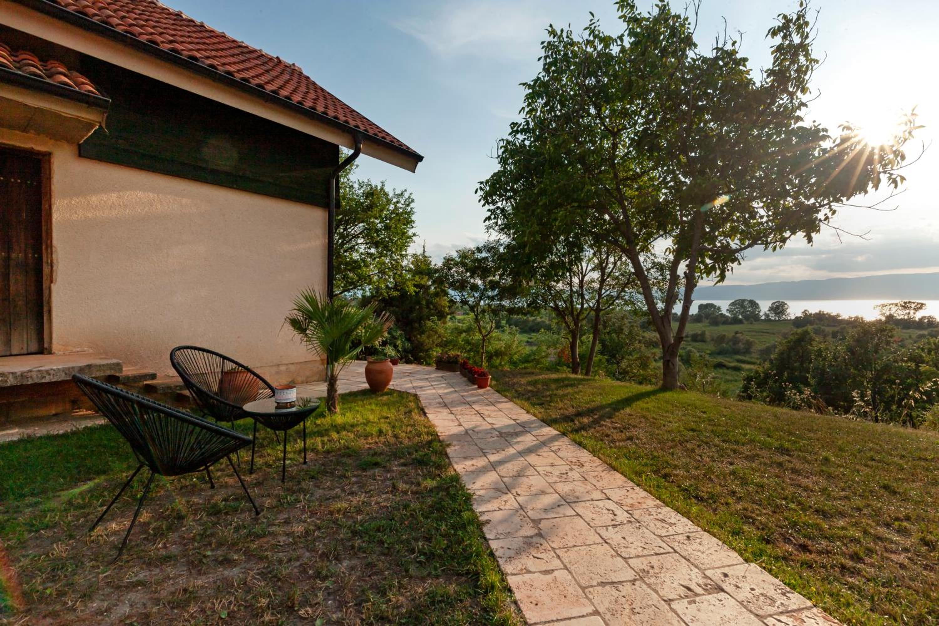 Bitrak House Megdani