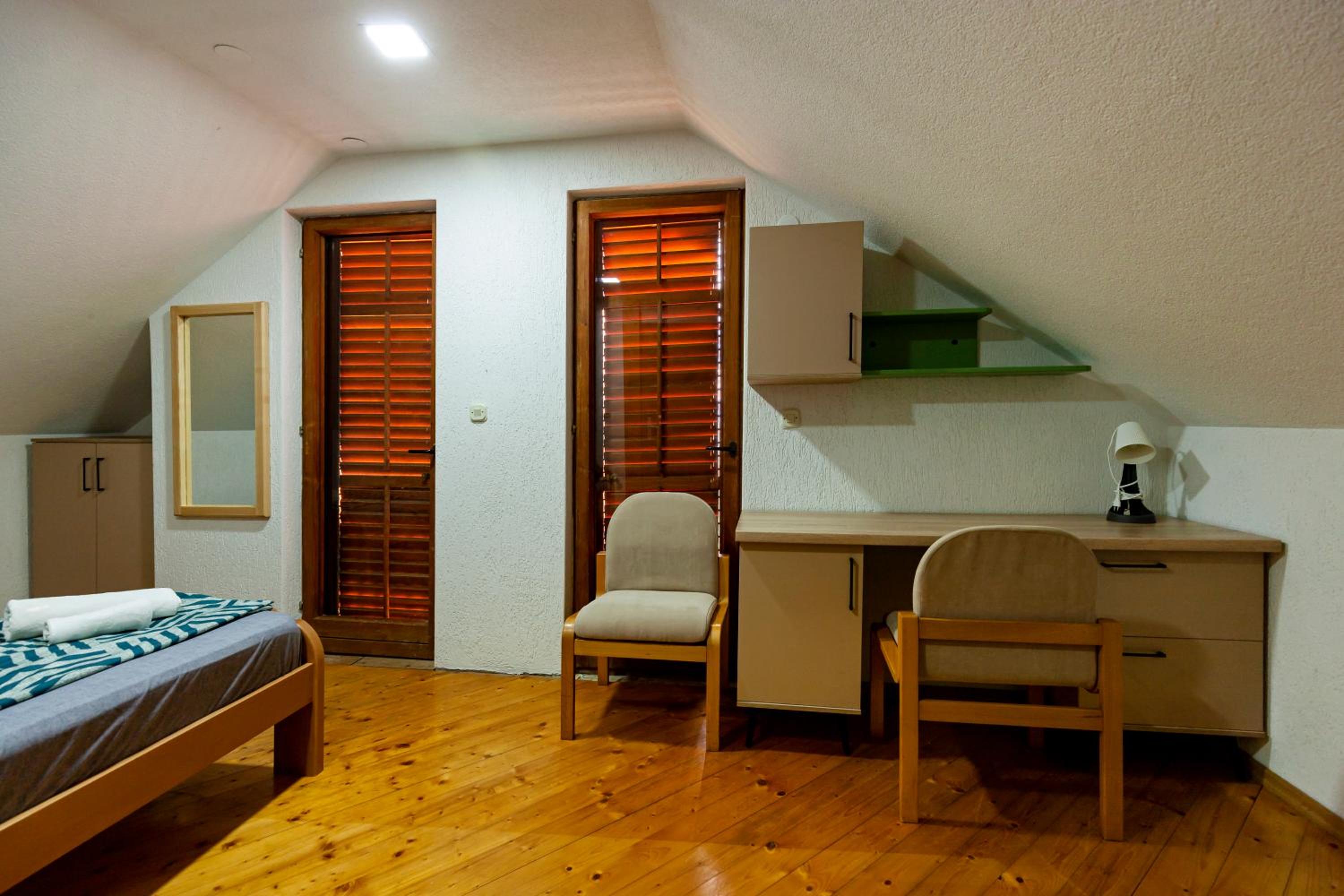 Bitrak House Megdani