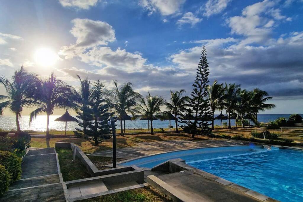 Relax in this Oceanside Apartment - B2 view 4