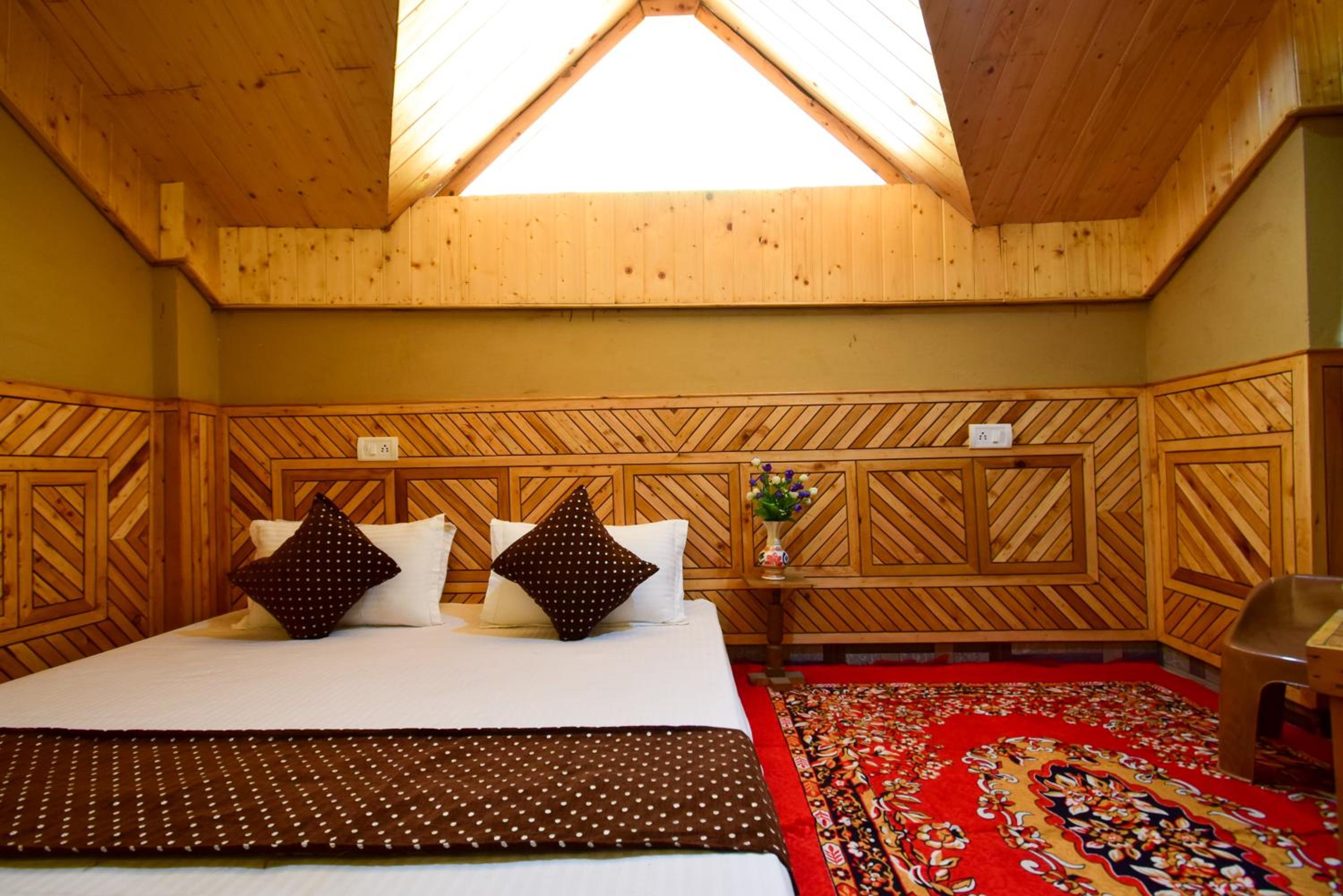 Abhishek Homestay