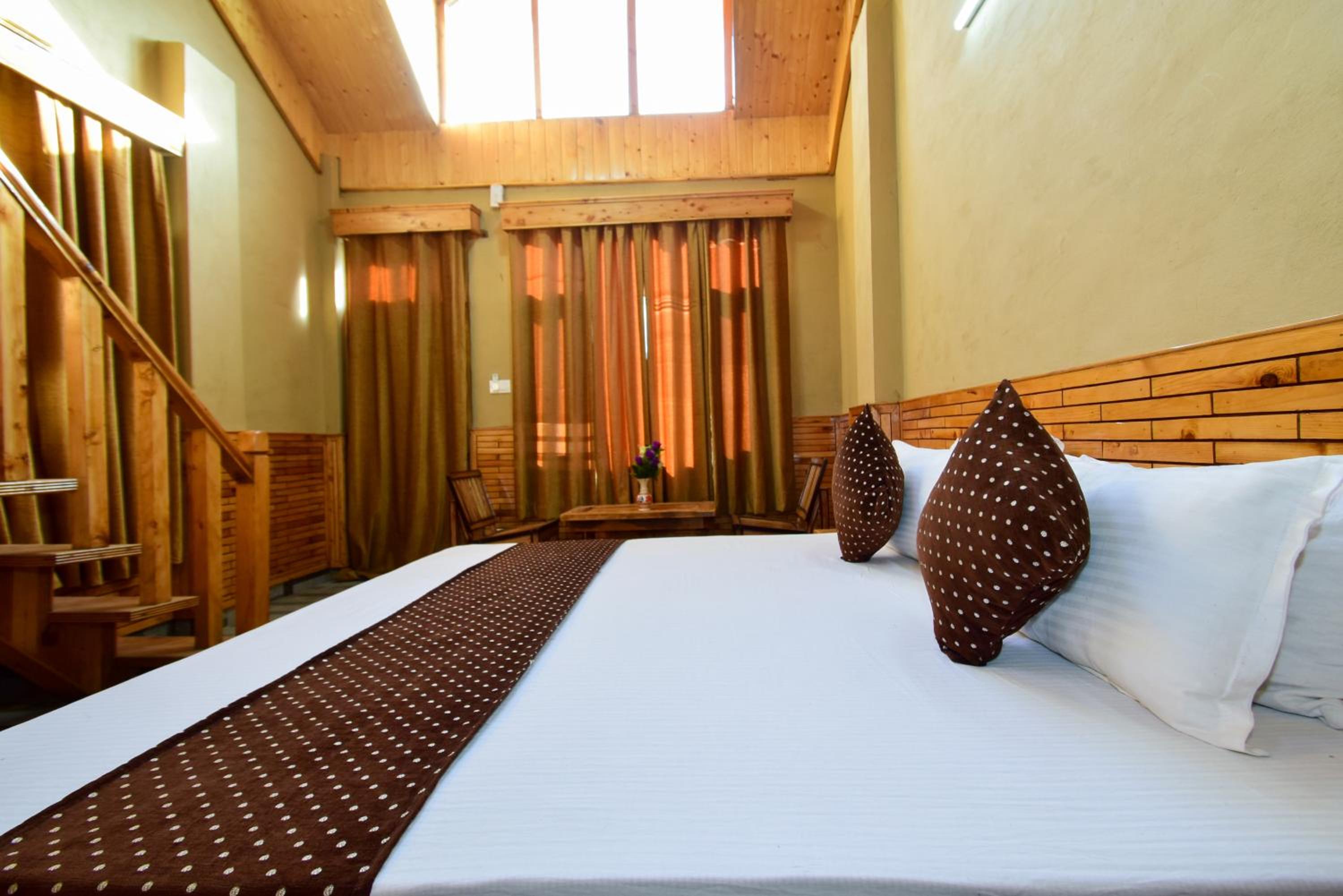 Abhishek Homestay
