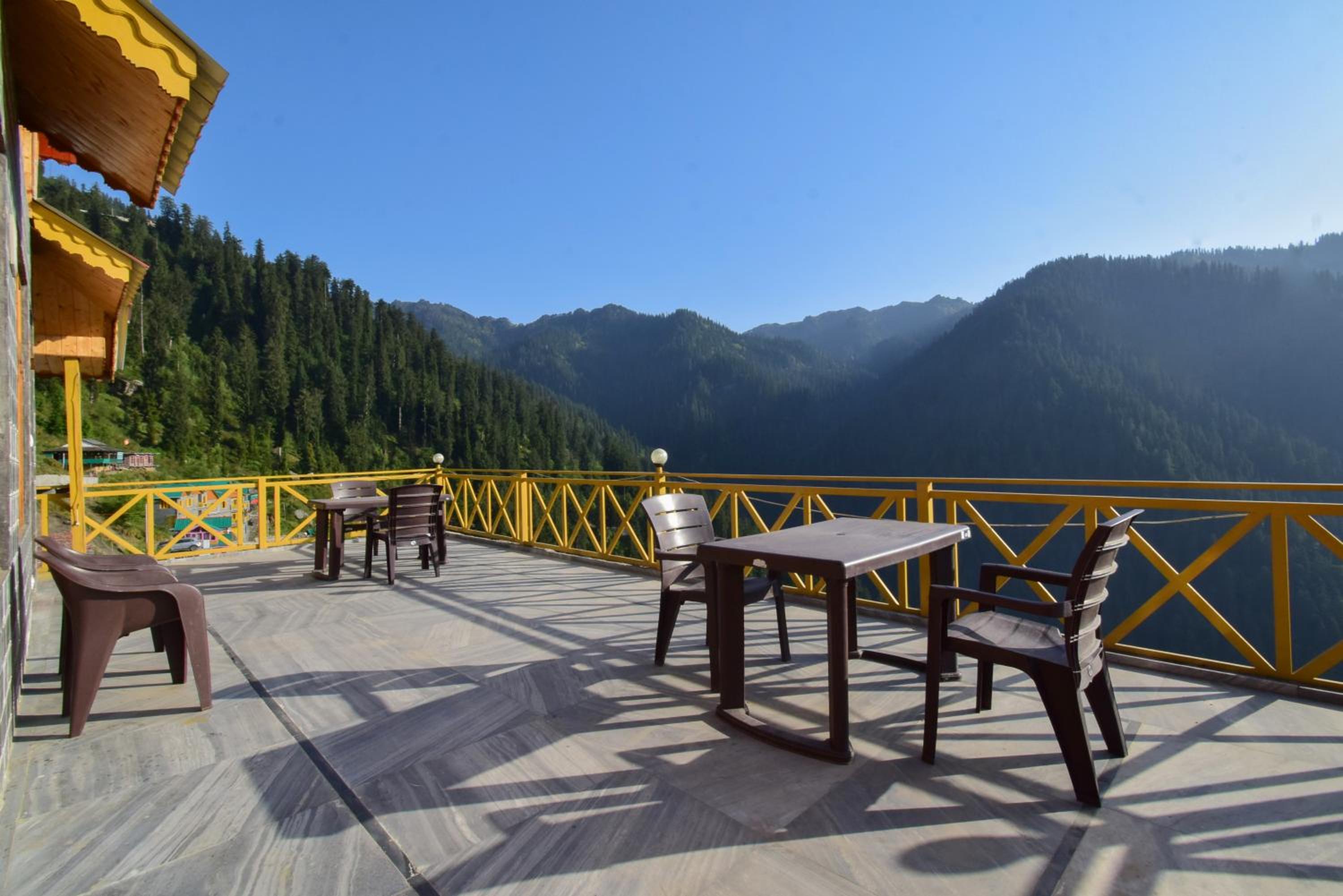 Abhishek Homestay