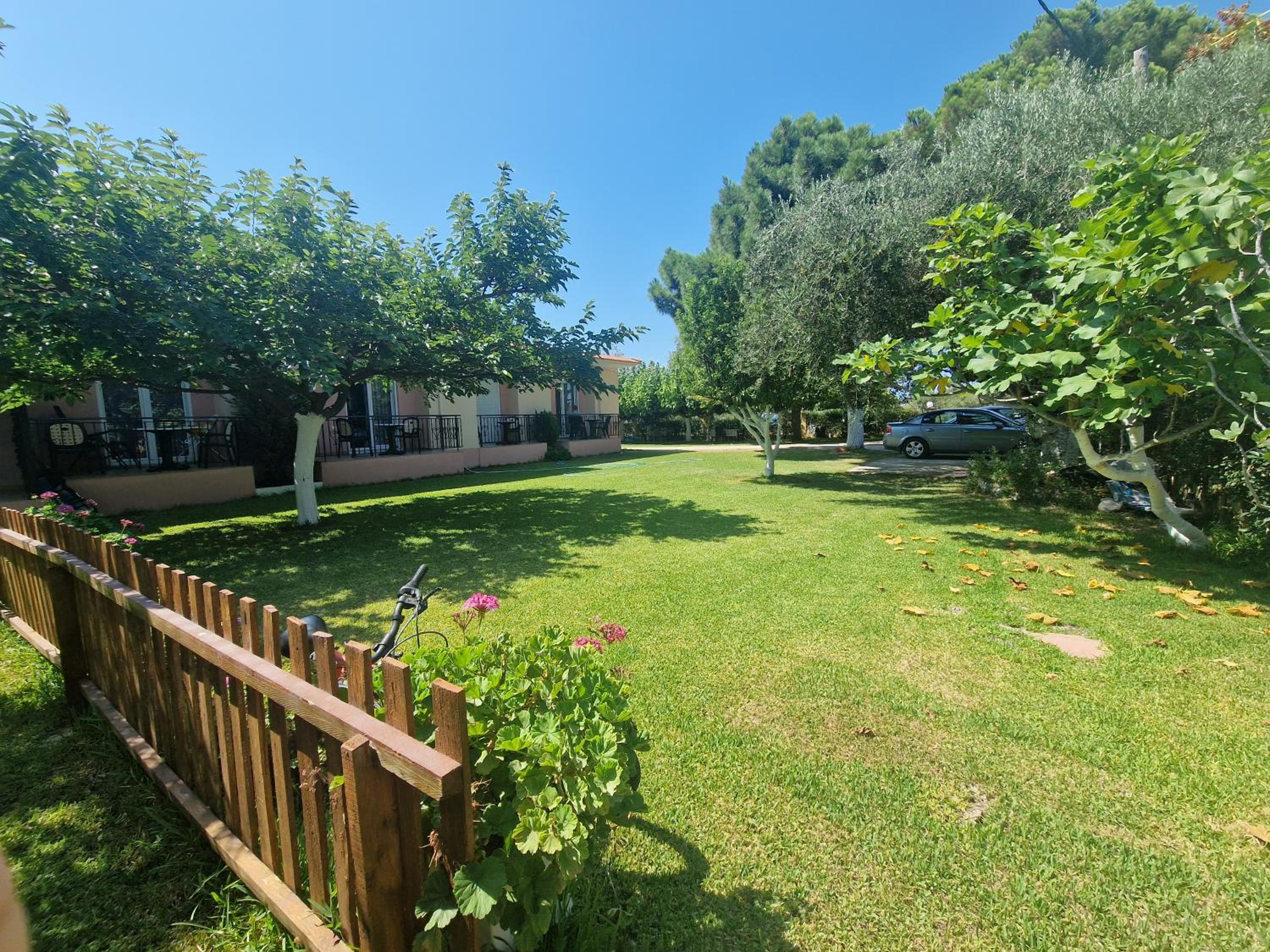 Lemi Apartments