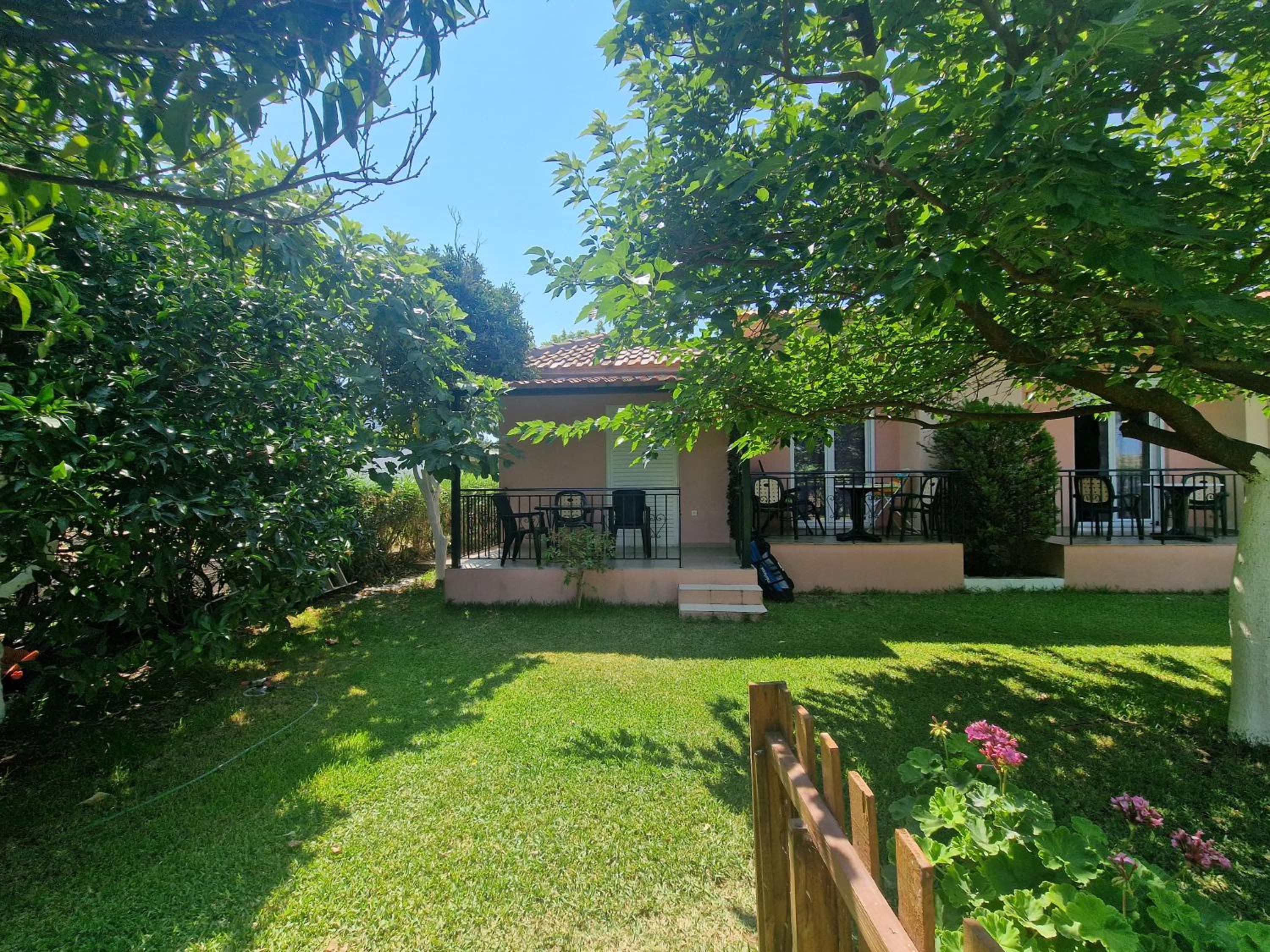 Lemi Apartments