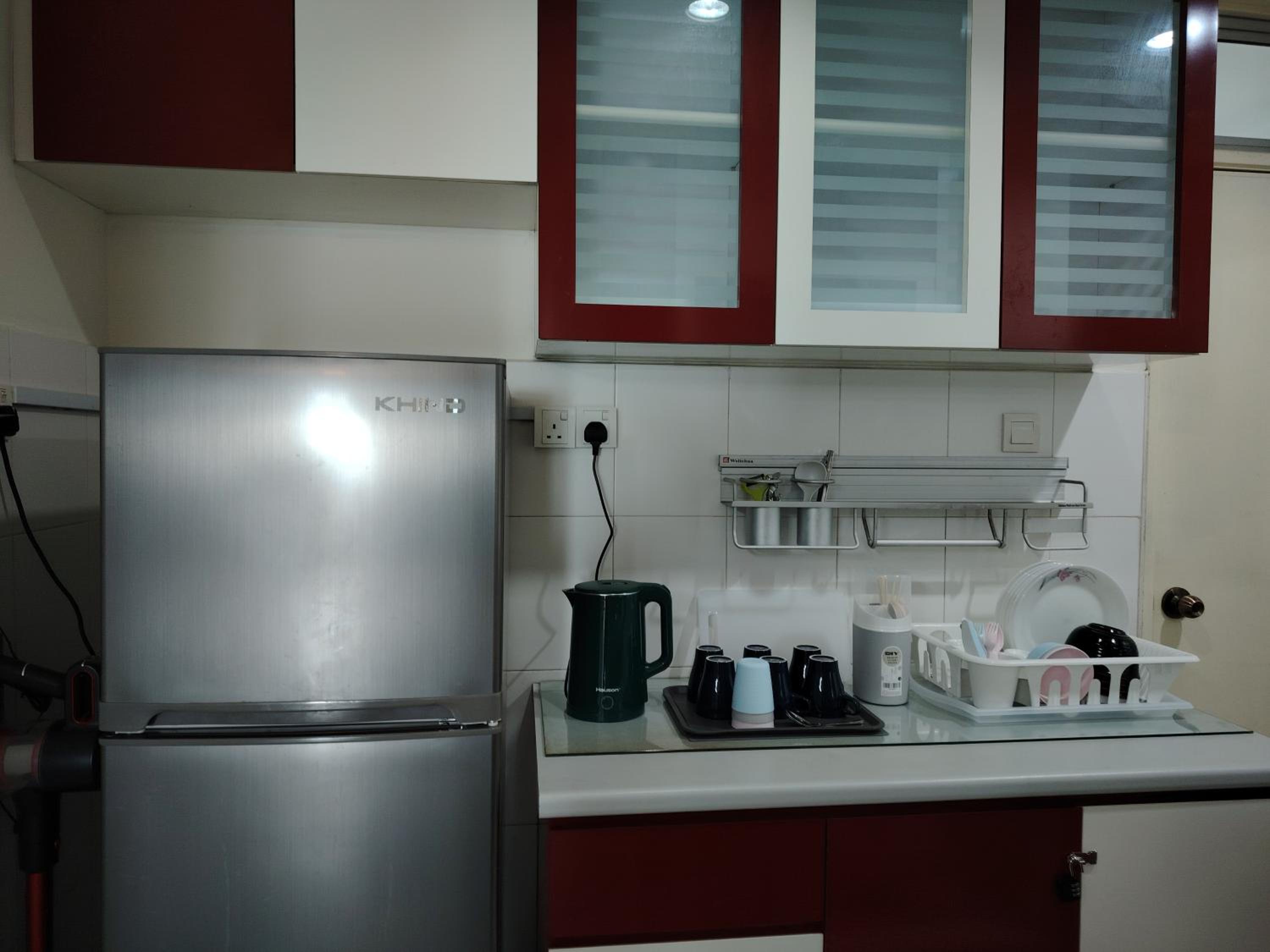 Maison Inn - Affordable Sleeps 6 to 13 near Tebrau AEON & Toppen