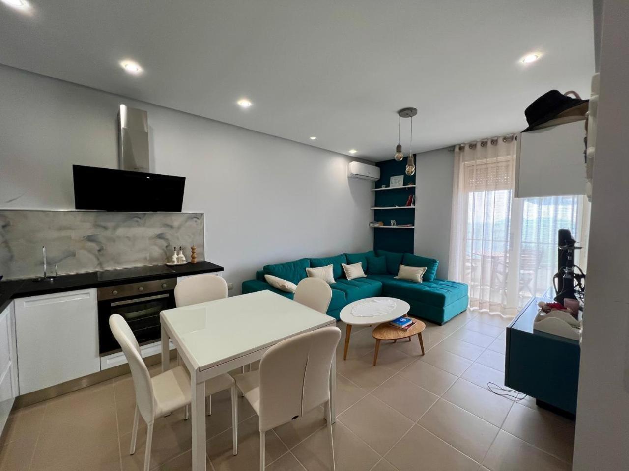 Alessia Apartament ne Vlore, Uji i ftohte, Pamje nga Deti
