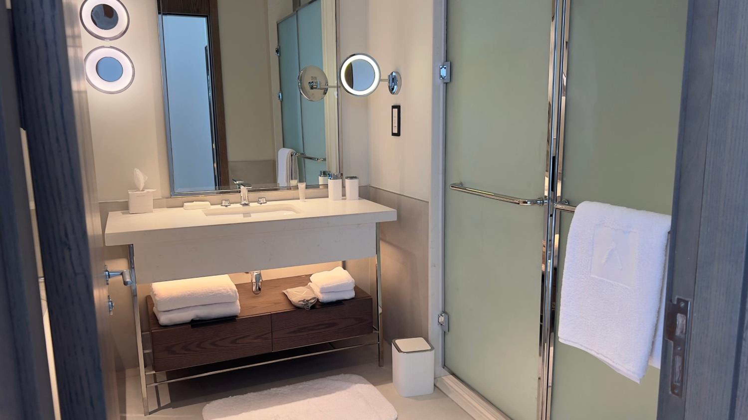Marassi, Luxury Suite in Address Beach resort! service apartment