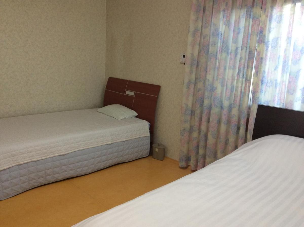 Shinyang Beach Pension