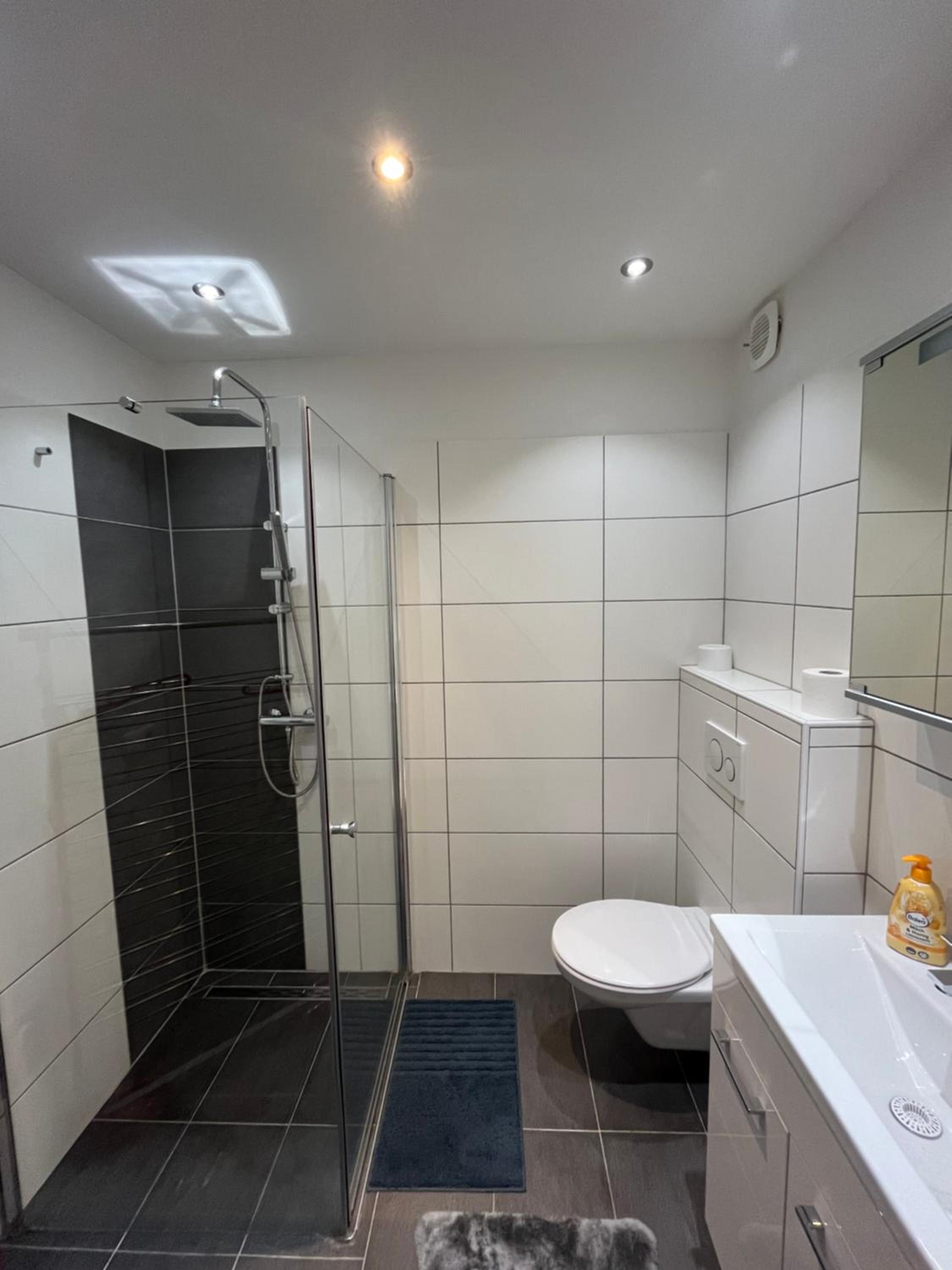 Modern apartment and easy access