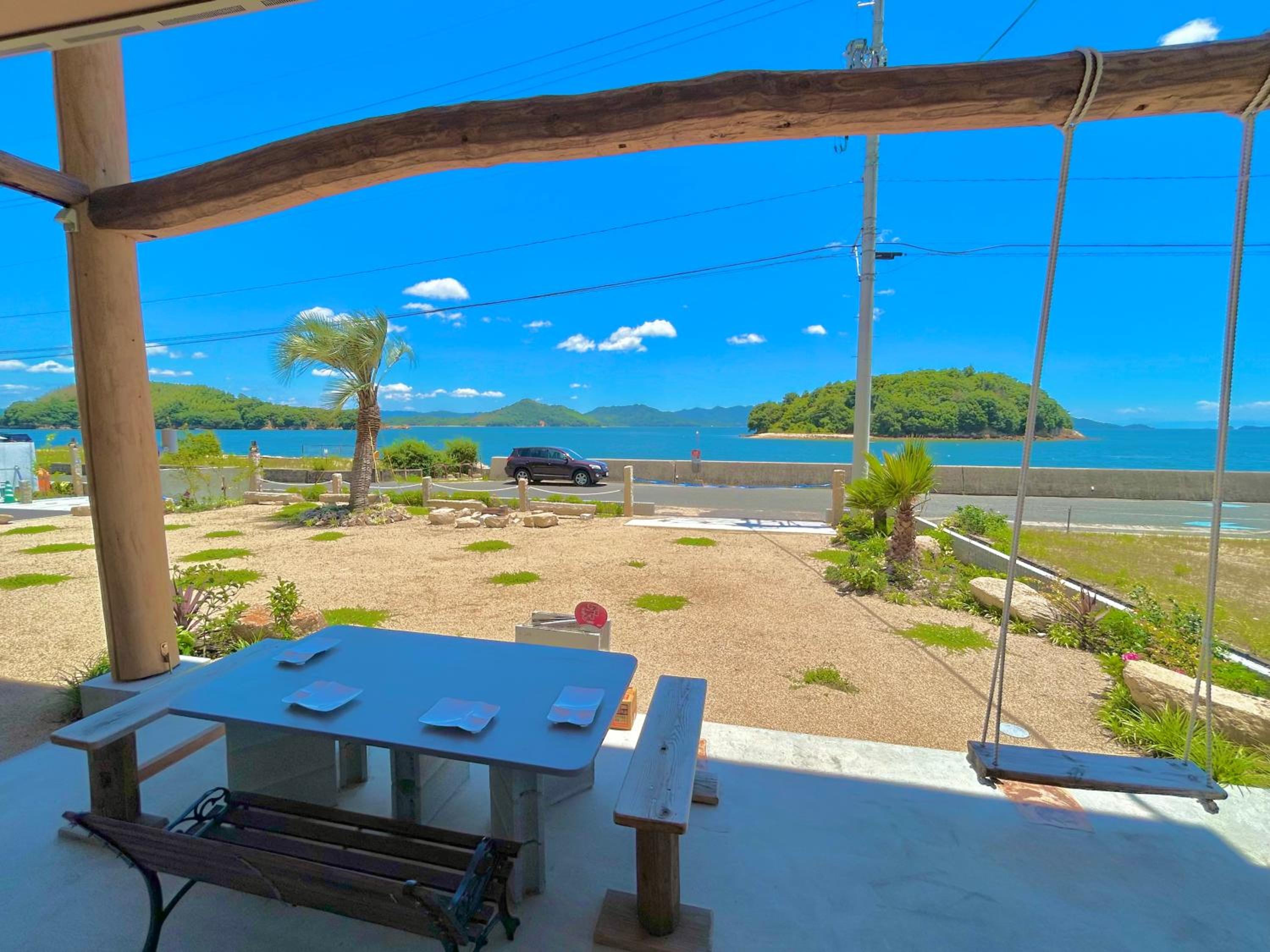 East Villa Shimanami Mukaishima seafront