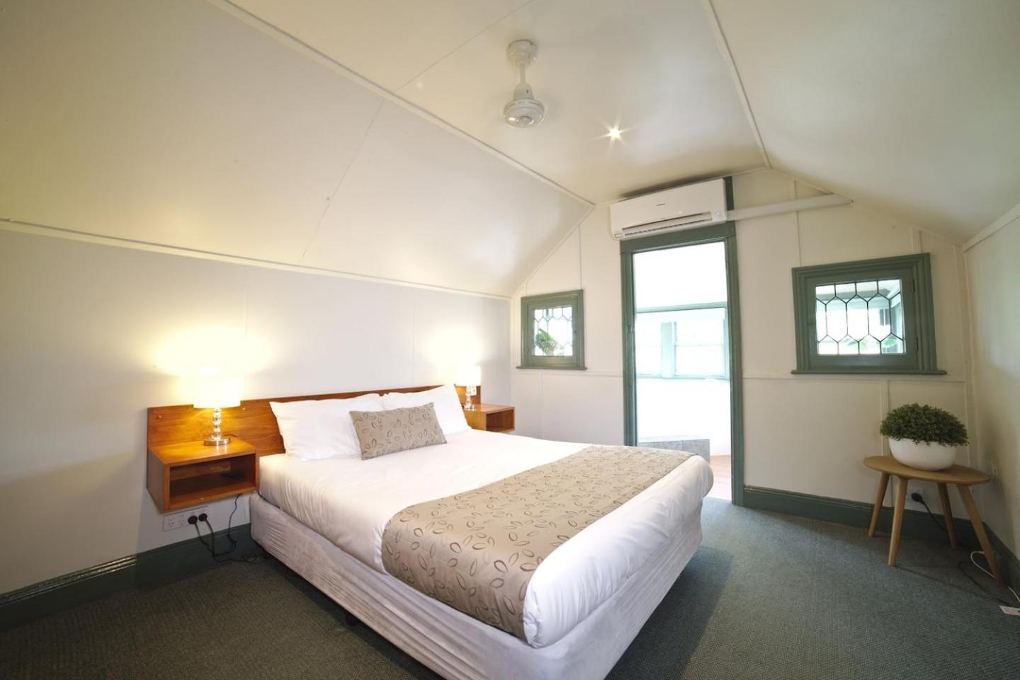 Ballarat Vacations - 2 Bedroom Self Contained Apartment With Spa - Property Image 1