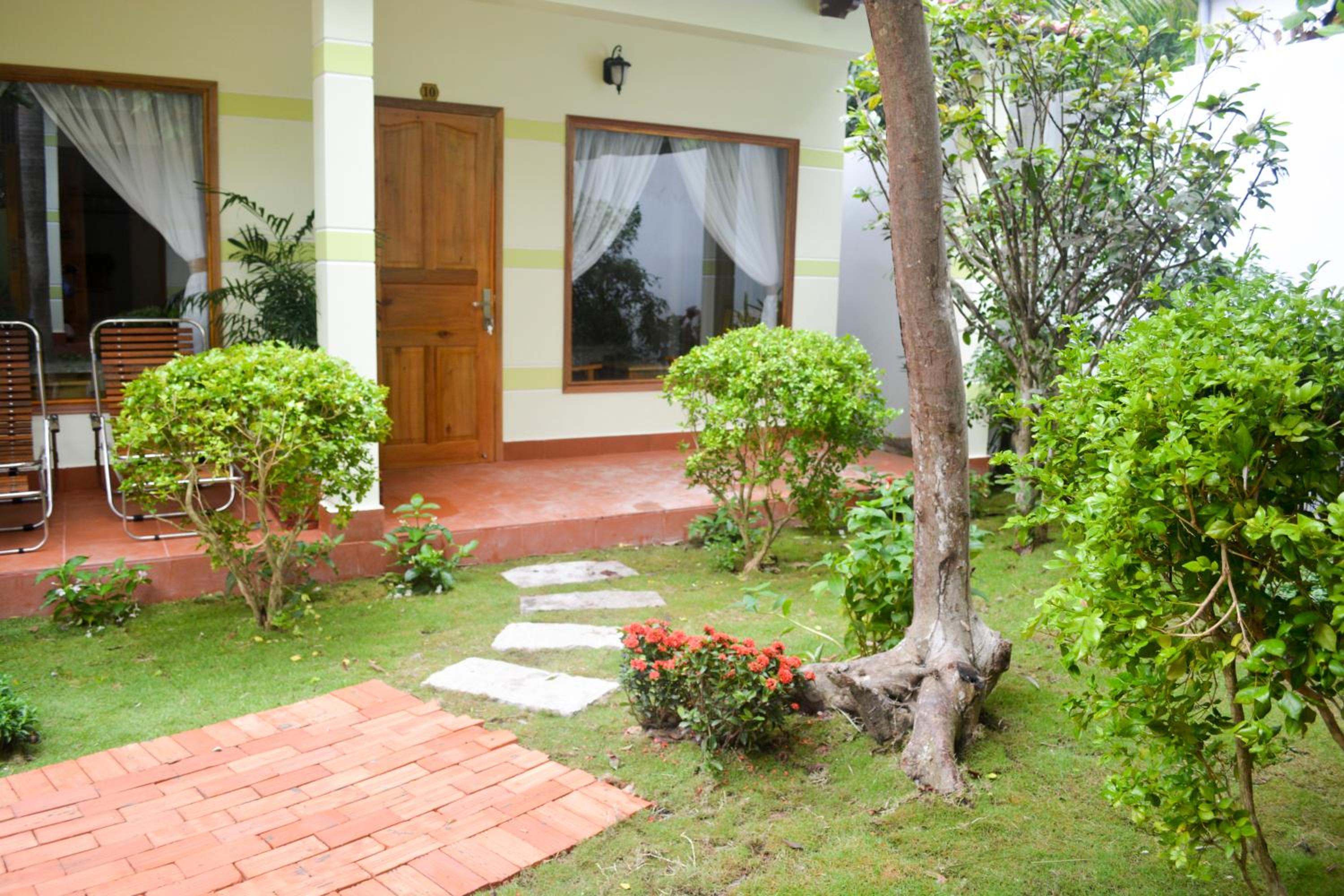 Ngoc Viet Bungalow