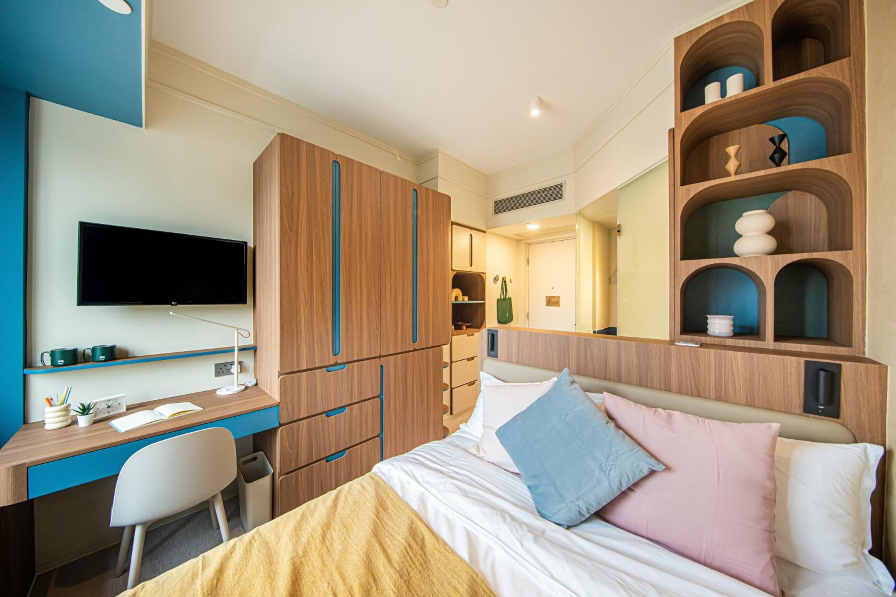 Weave Studios - Kowloon West