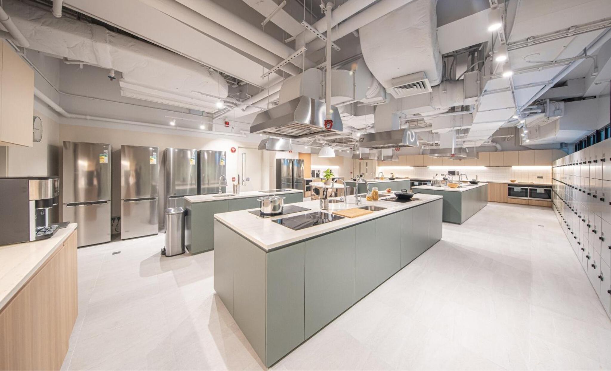 Weave Studios - Kowloon West
