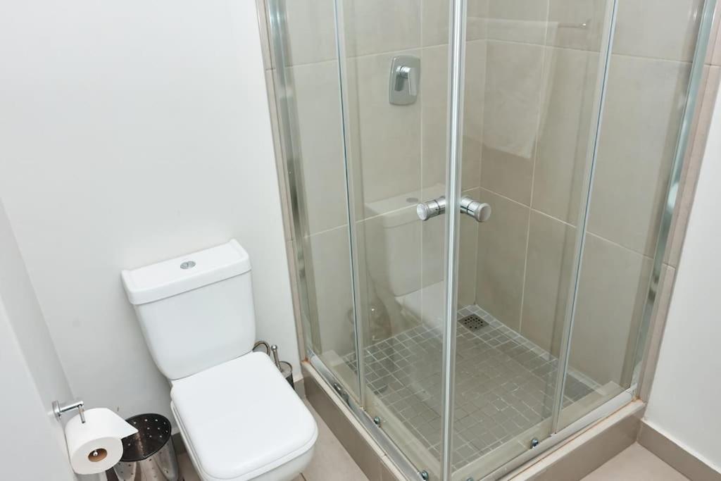 Elegant 1 Bed Apartment 5G Wi-fi Netflix Inverter