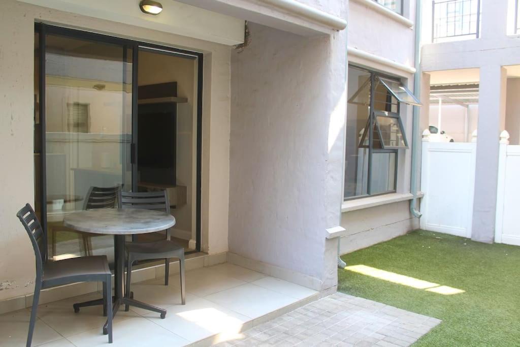 Elegant 1 Bed Apartment 5G Wi-fi Netflix Inverter