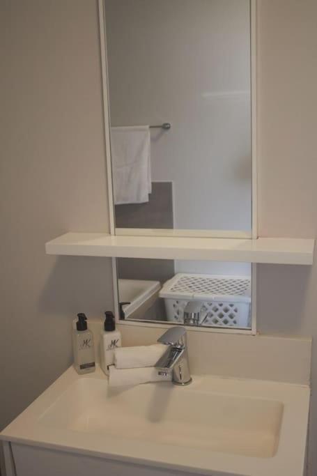 Elegant 1 Bed Apartment 5G Wi-fi Netflix Inverter