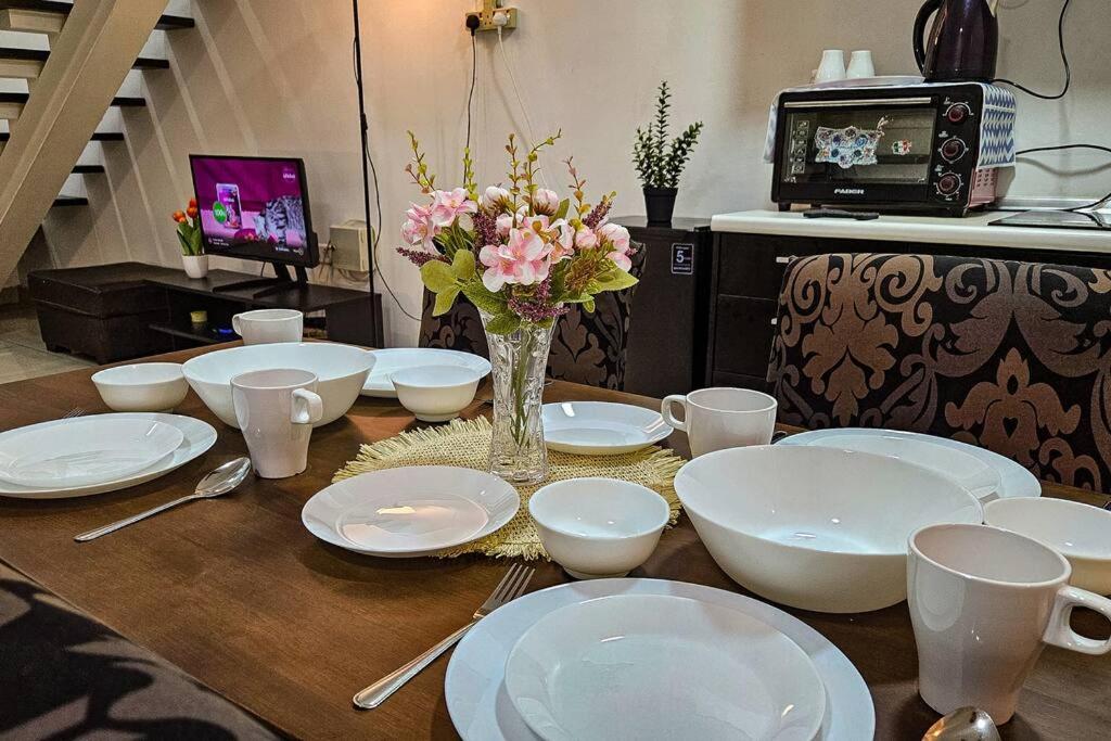 Cosy 5STAR Super Resort Suite Mid Valley KL Sunway with Shopping Mall
