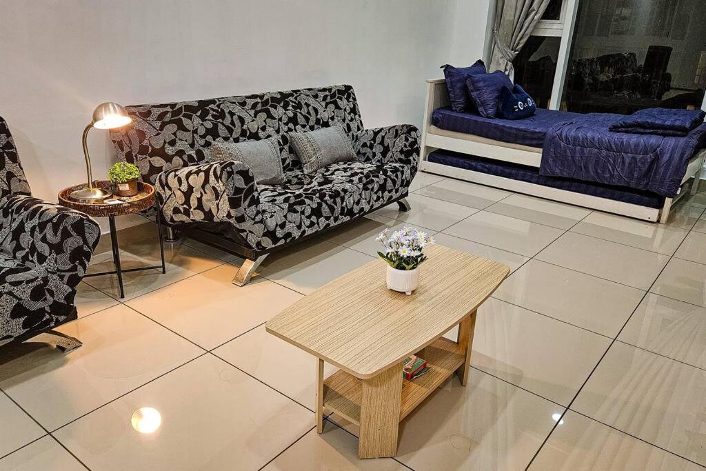 Cosy 5STAR Super Resort Suite Mid Valley KL Sunway with Shopping Mall
