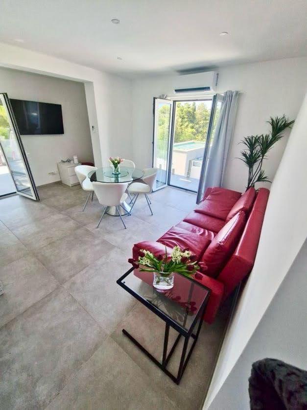 Suha Punta LUXURY apartments first row to the sea view 5