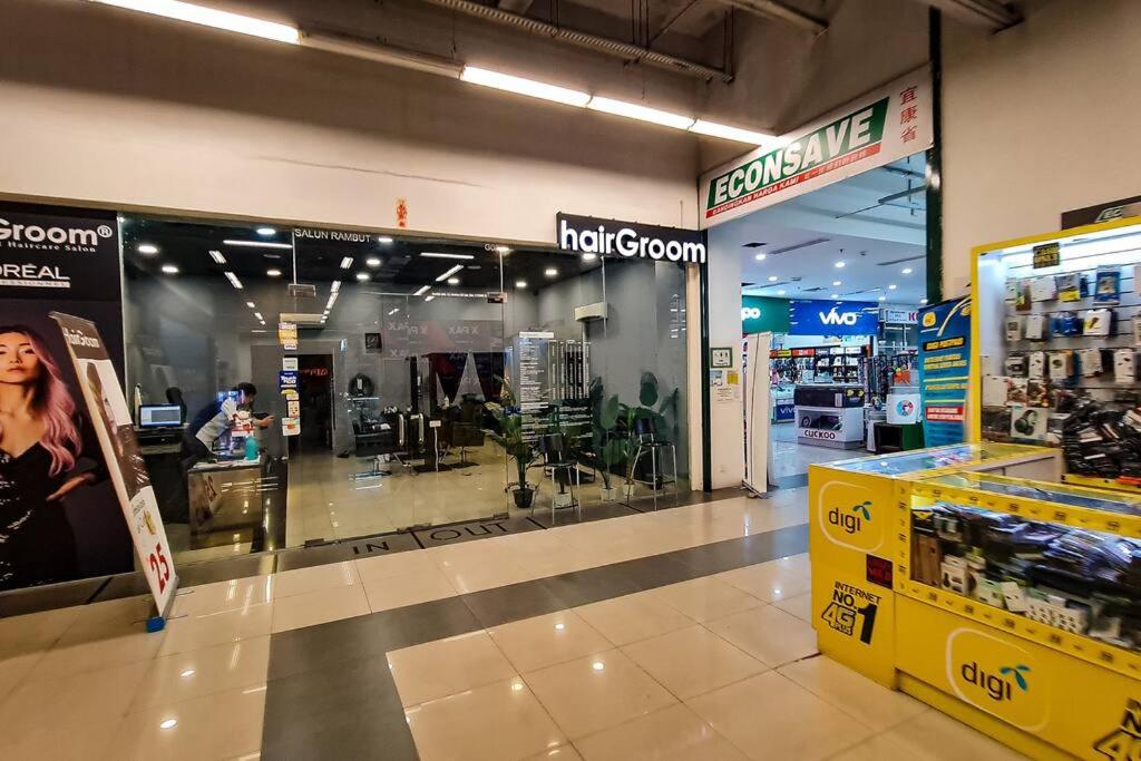 Cosy 5STAR Super Resort Suite Mid Valley KL Sunway with Shopping Mall