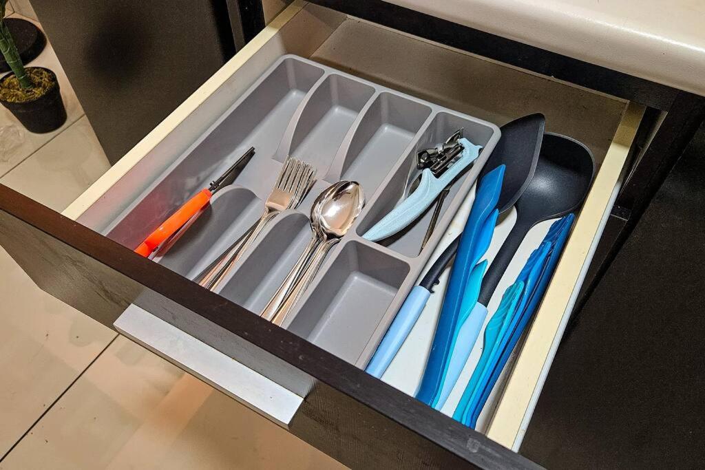 Cosy 5STAR Super Resort Suite Mid Valley KL Sunway with Shopping Mall