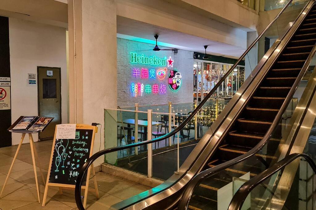 Cosy 5STAR Super Resort Suite Mid Valley KL Sunway with Shopping Mall