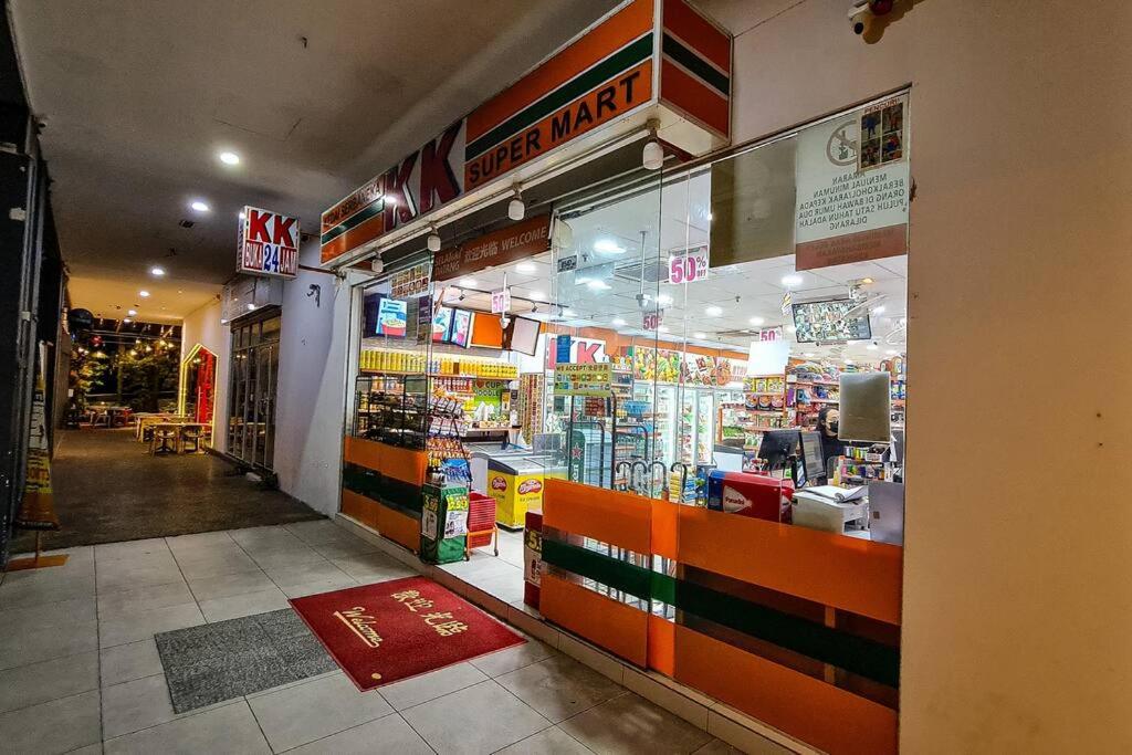 Cosy 5STAR Super Resort Suite Mid Valley KL Sunway with Shopping Mall