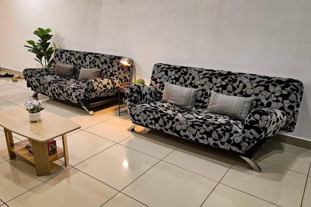 Cosy 5STAR Super Resort Suite Mid Valley KL Sunway with Shopping Mall