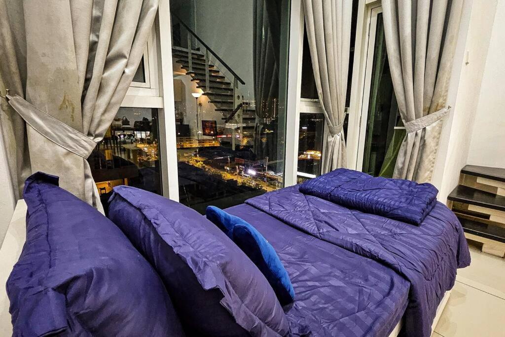 Cosy 5STAR Super Resort Suite Mid Valley KL Sunway with Shopping Mall