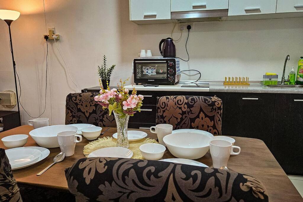 Cosy 5STAR Super Resort Suite Mid Valley KL Sunway with Shopping Mall