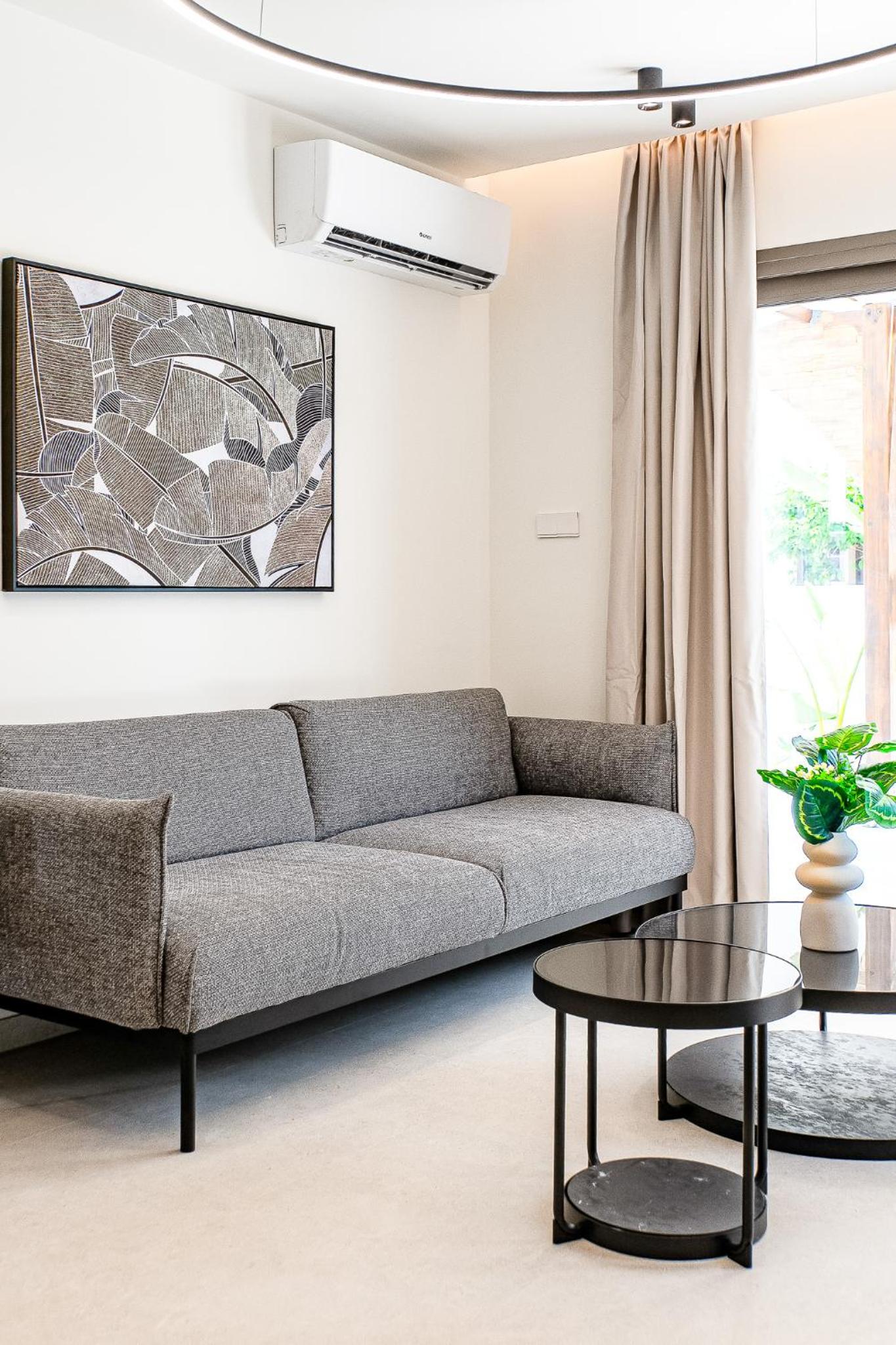 Villa Dara by Ezoria Villas