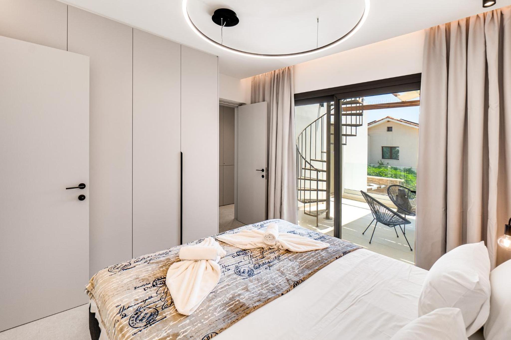 Villa Dara by Ezoria Villas
