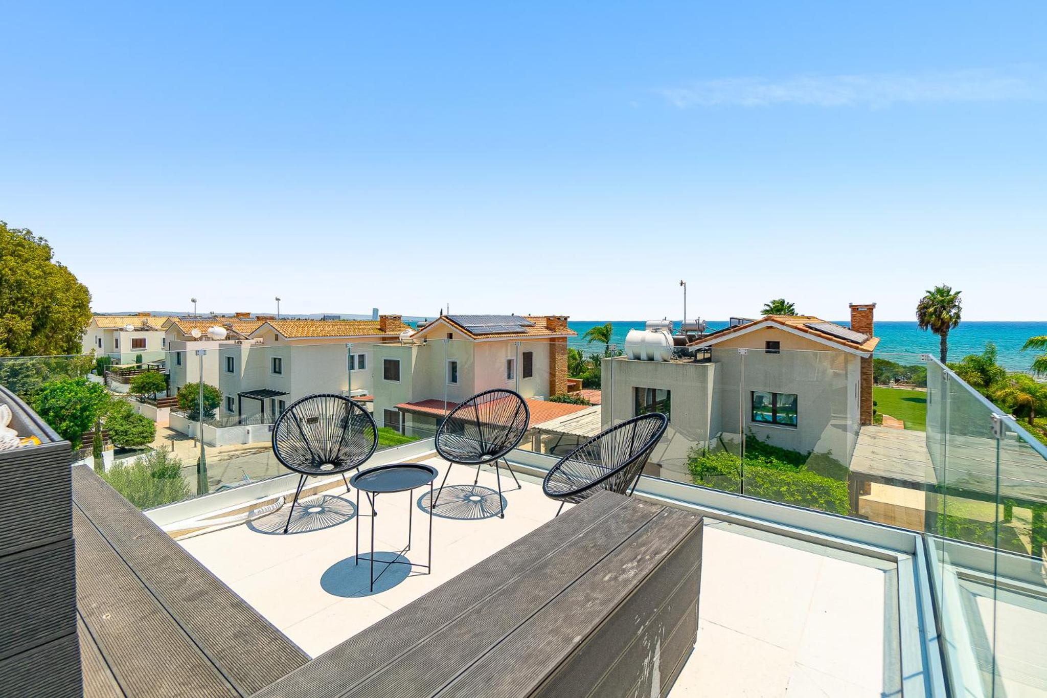 Villa Dara by Ezoria Villas