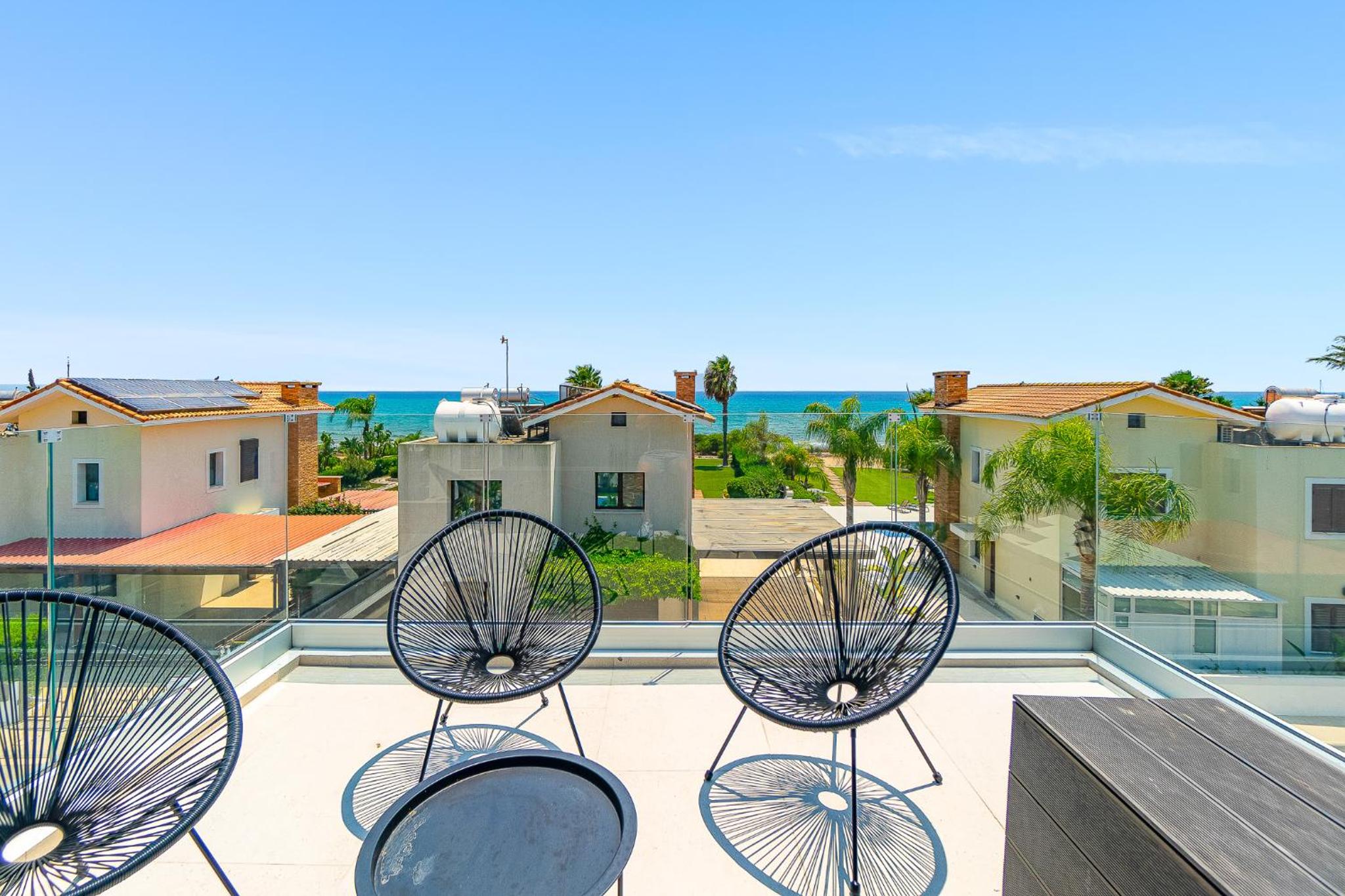 Villa Dara by Ezoria Villas