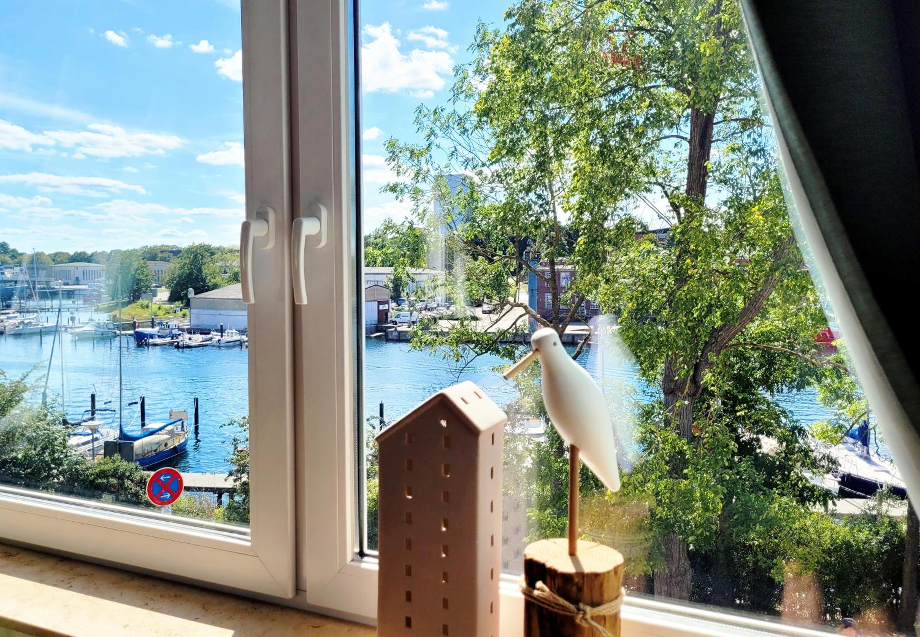 Große Ferienwohnung mit traumhaftem Hafenblick von 