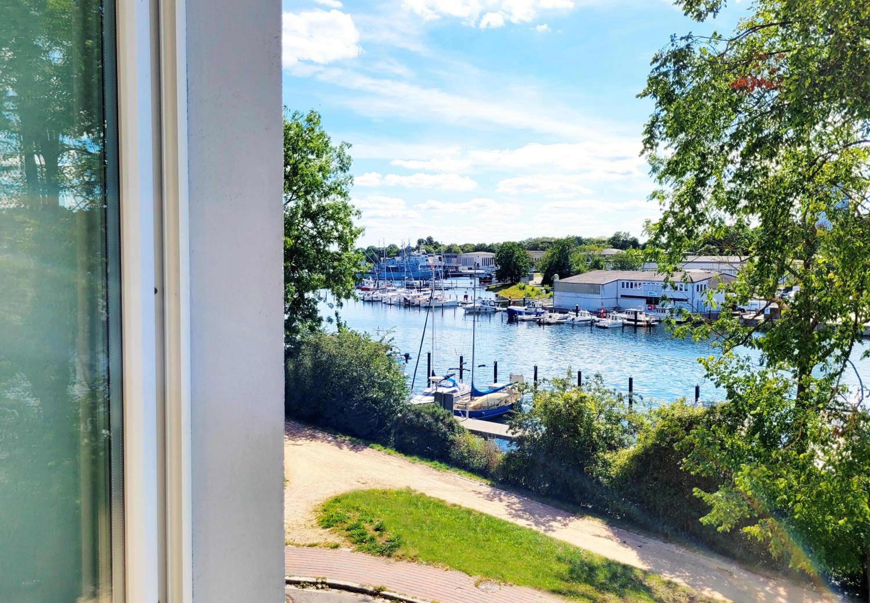 Große Ferienwohnung mit traumhaftem Hafenblick von 