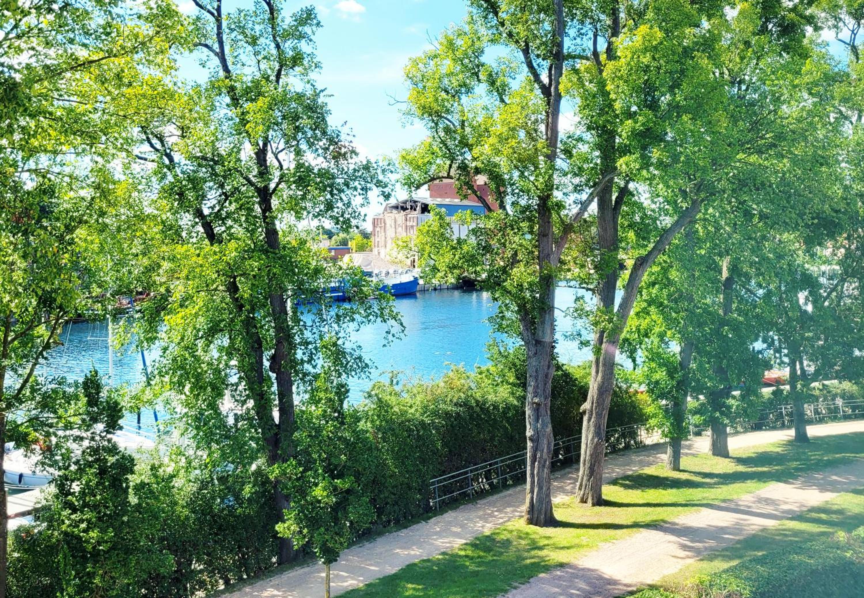Große Ferienwohnung mit traumhaftem Hafenblick von 