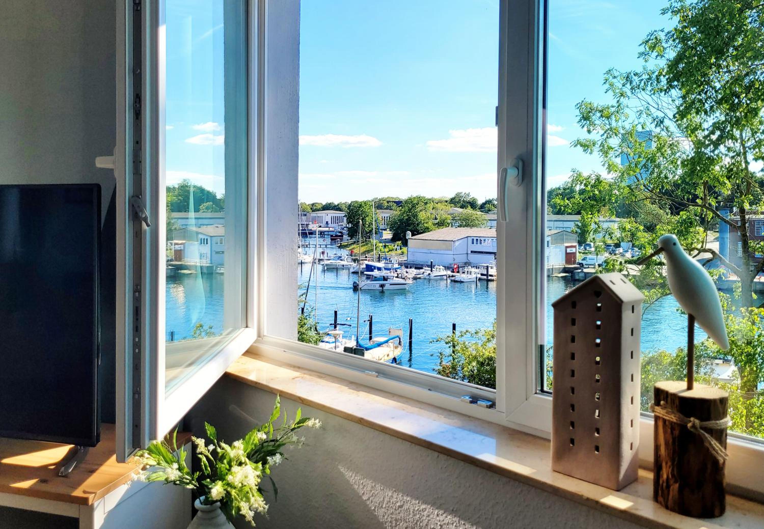 Große Ferienwohnung mit traumhaftem Hafenblick von 