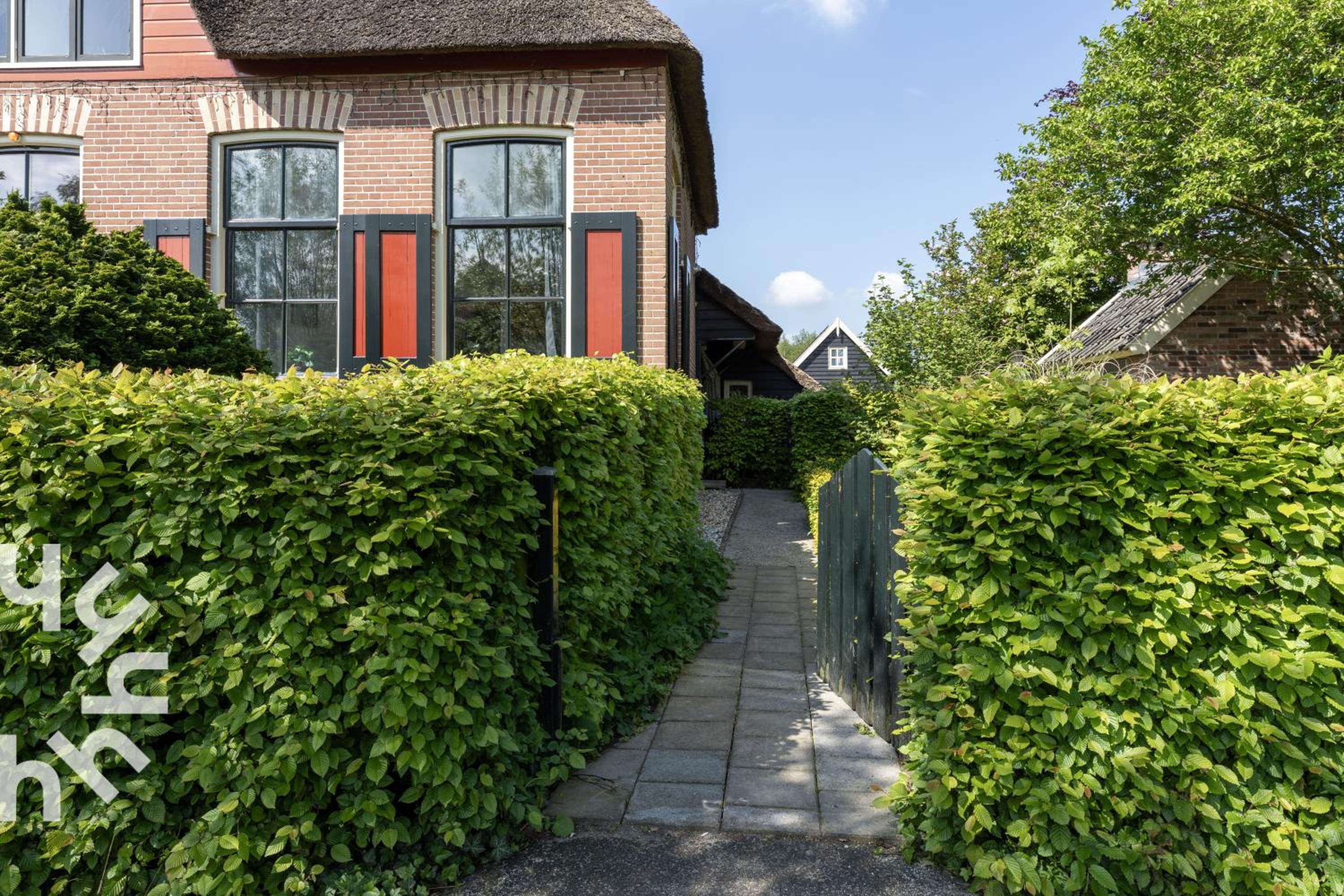 OV593 - 4P apartment in the heart of Giethoorn on the village canal view 5
