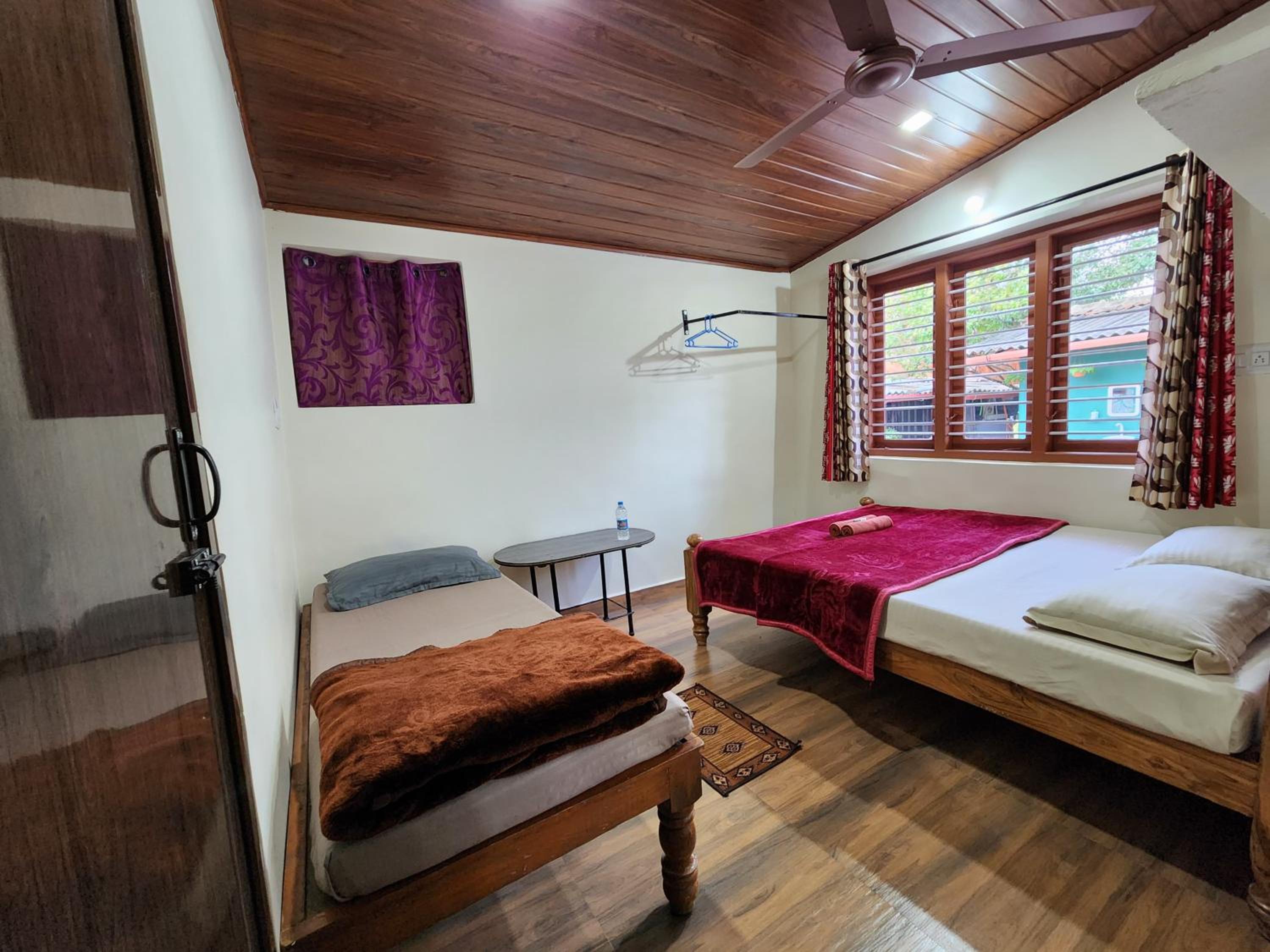 THAMANE Homestay Family Cottage
