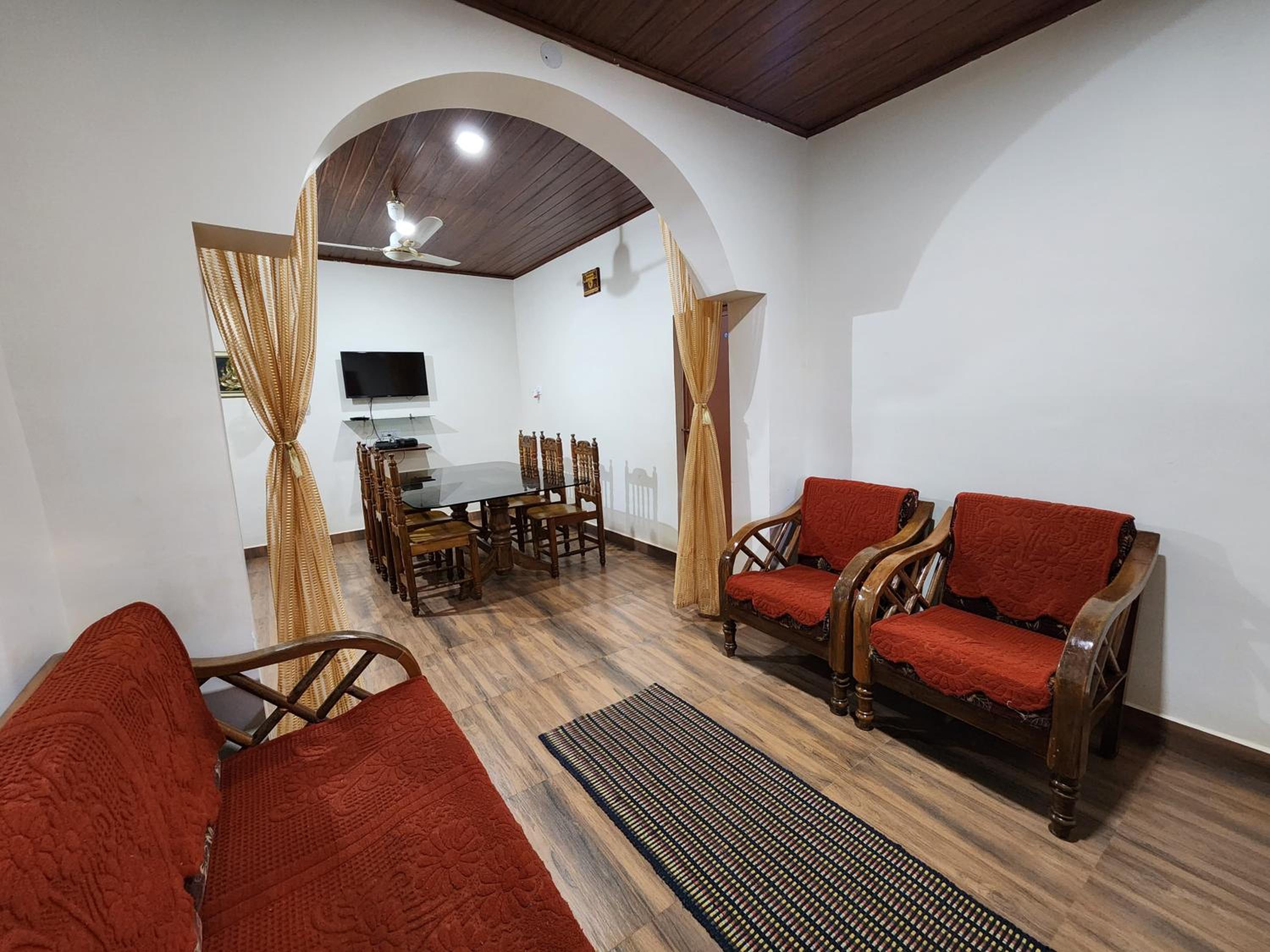THAMANE Homestay Family Cottage