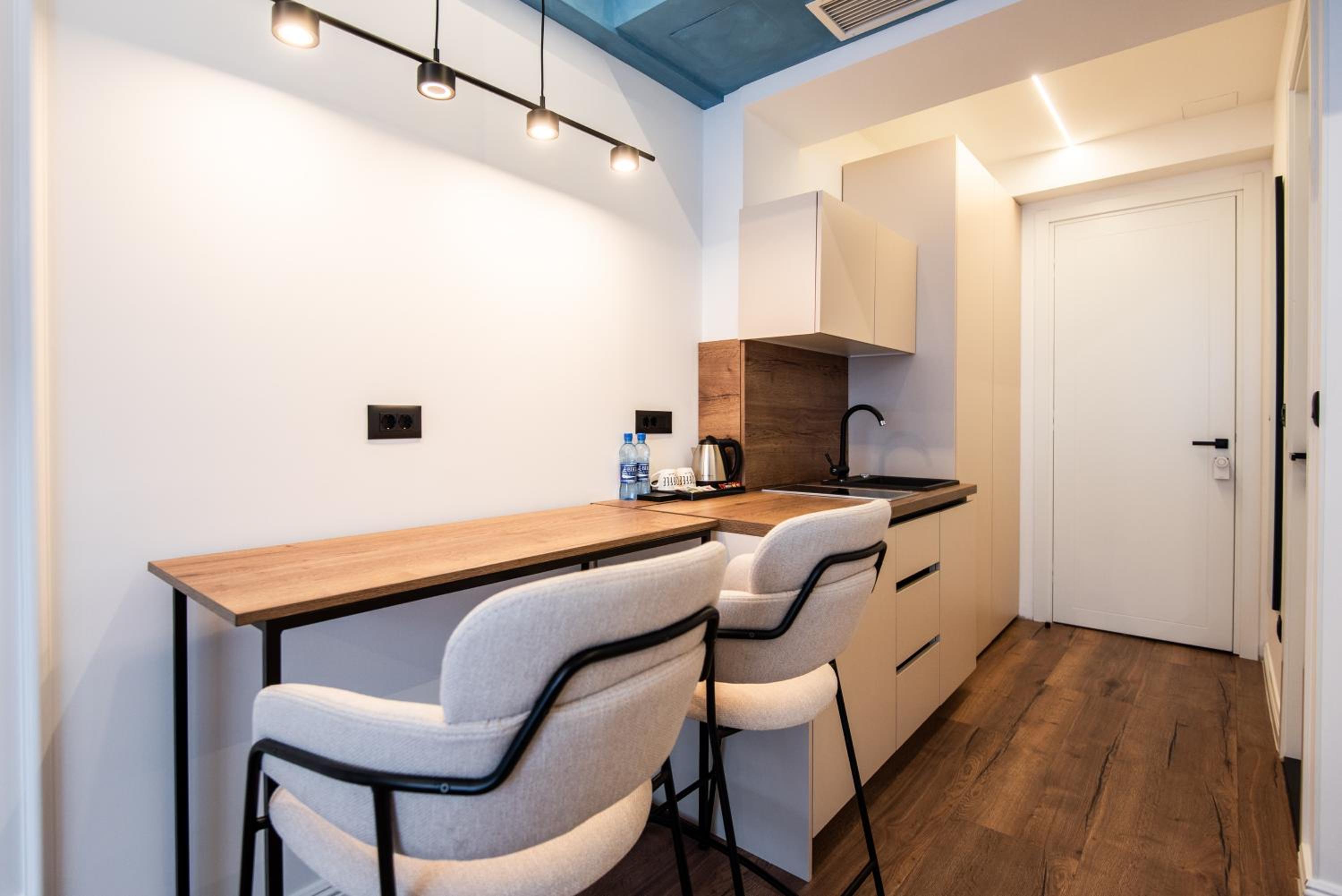 Bel Air Apartments