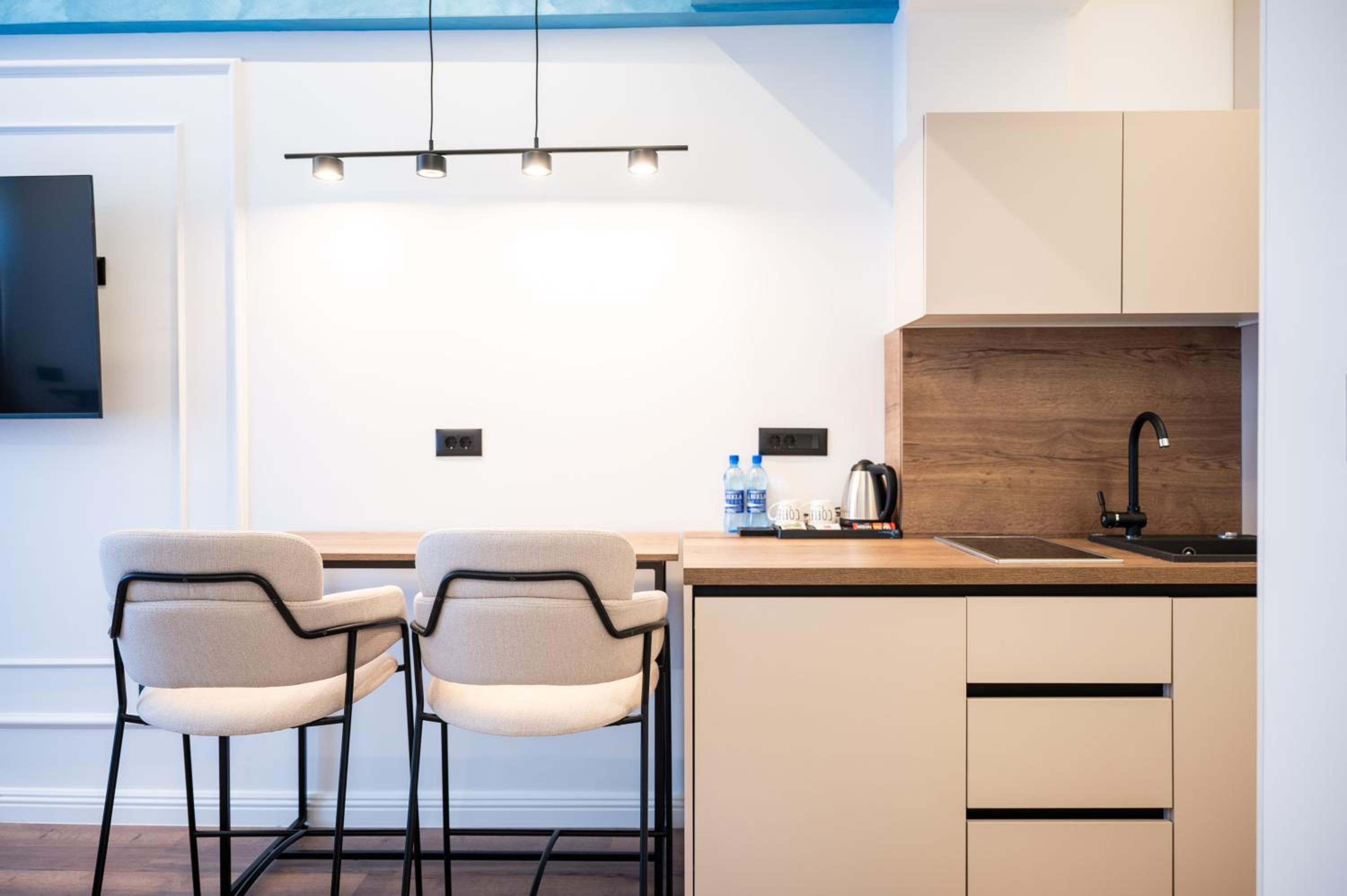 Bel Air Apartments